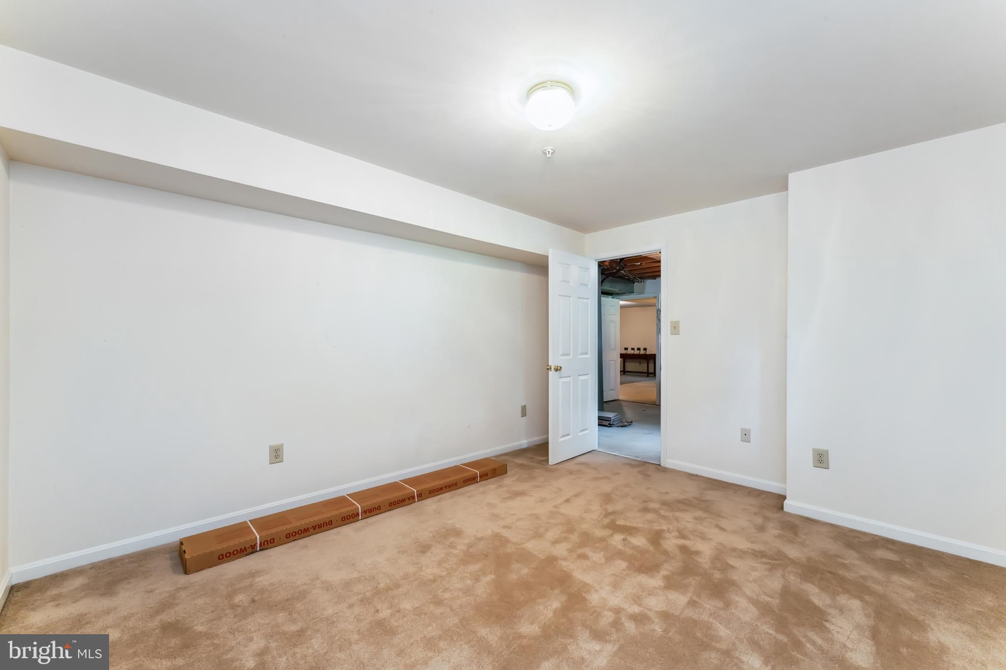 DRESDEN GREEN - Residential