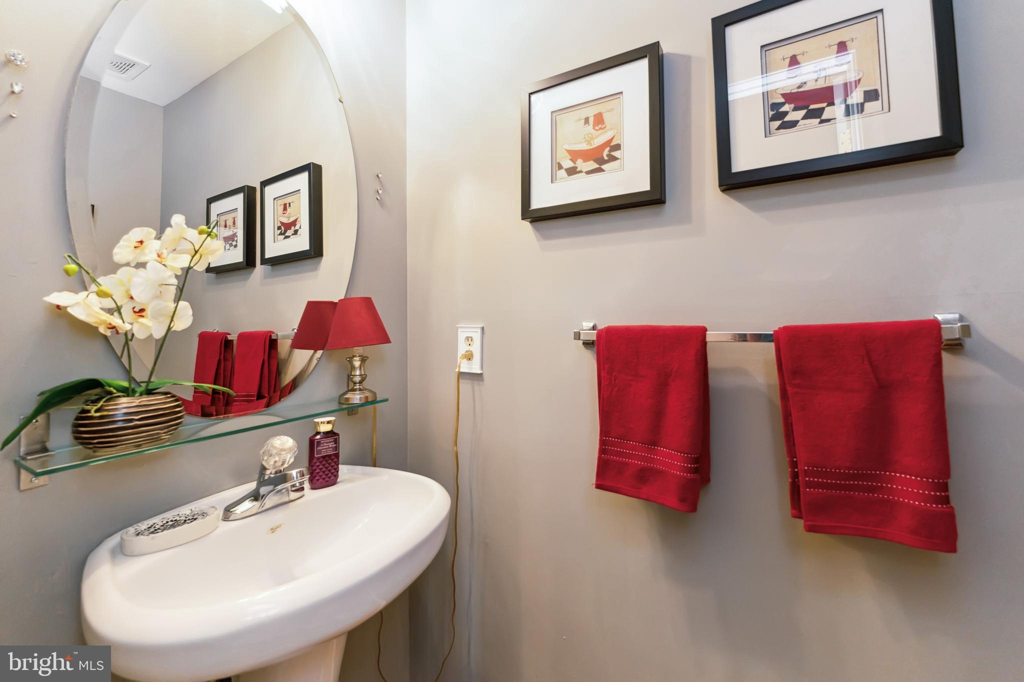 DRESDEN GREEN - Residential