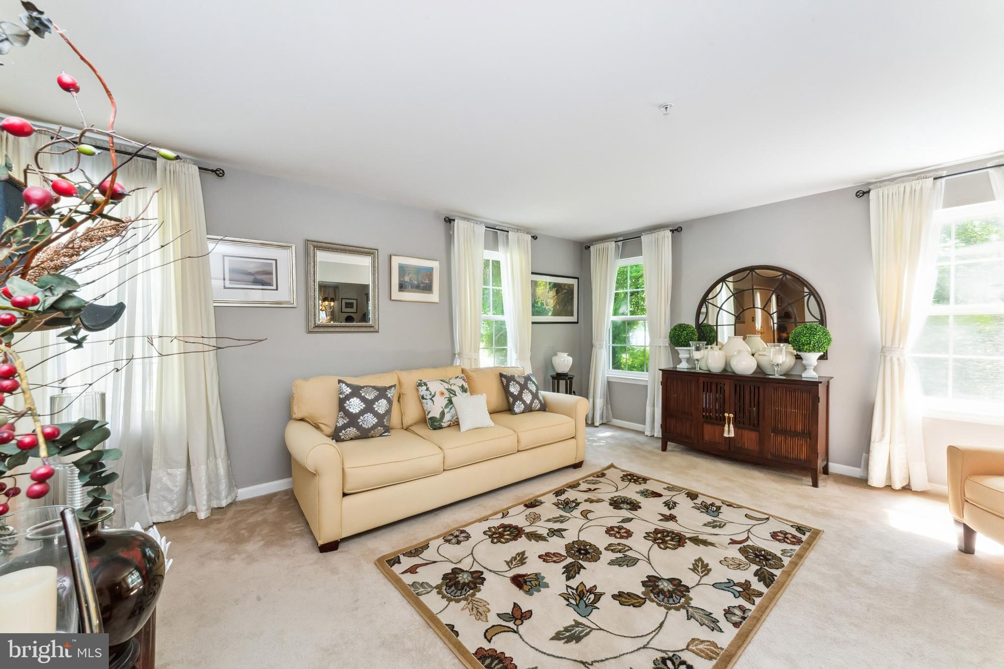 DRESDEN GREEN - Residential