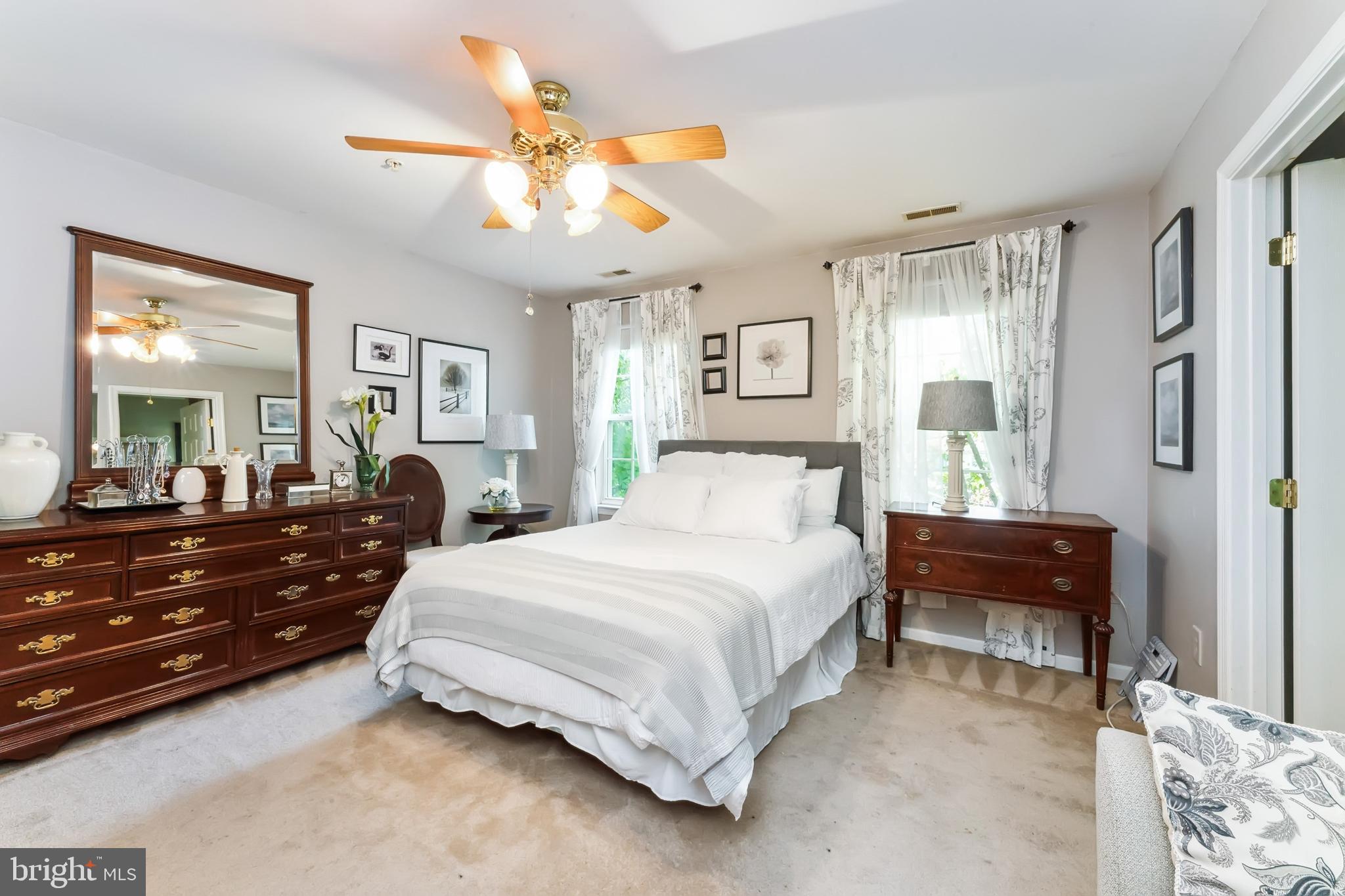 DRESDEN GREEN - Residential