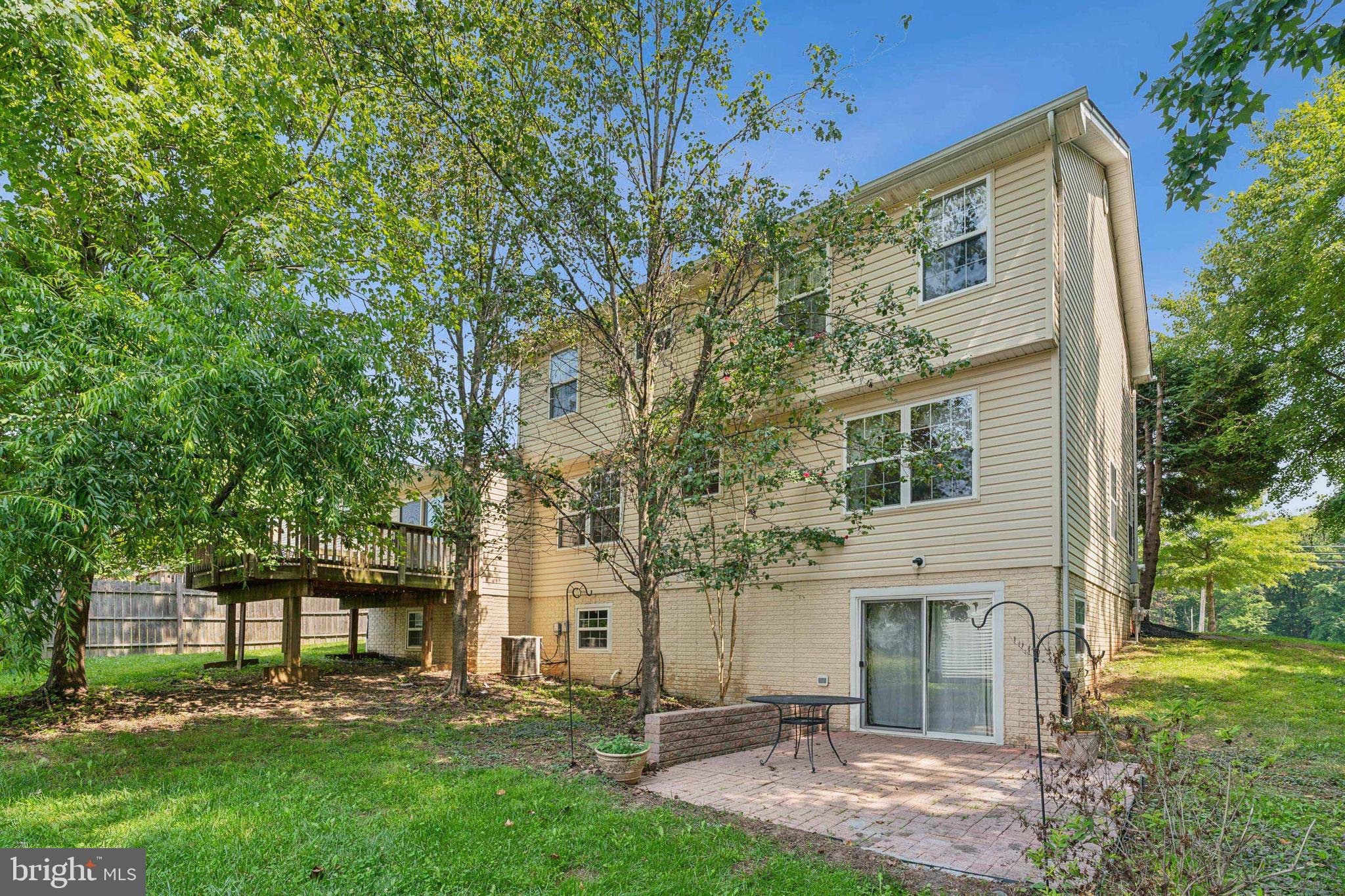 DRESDEN GREEN - Residential