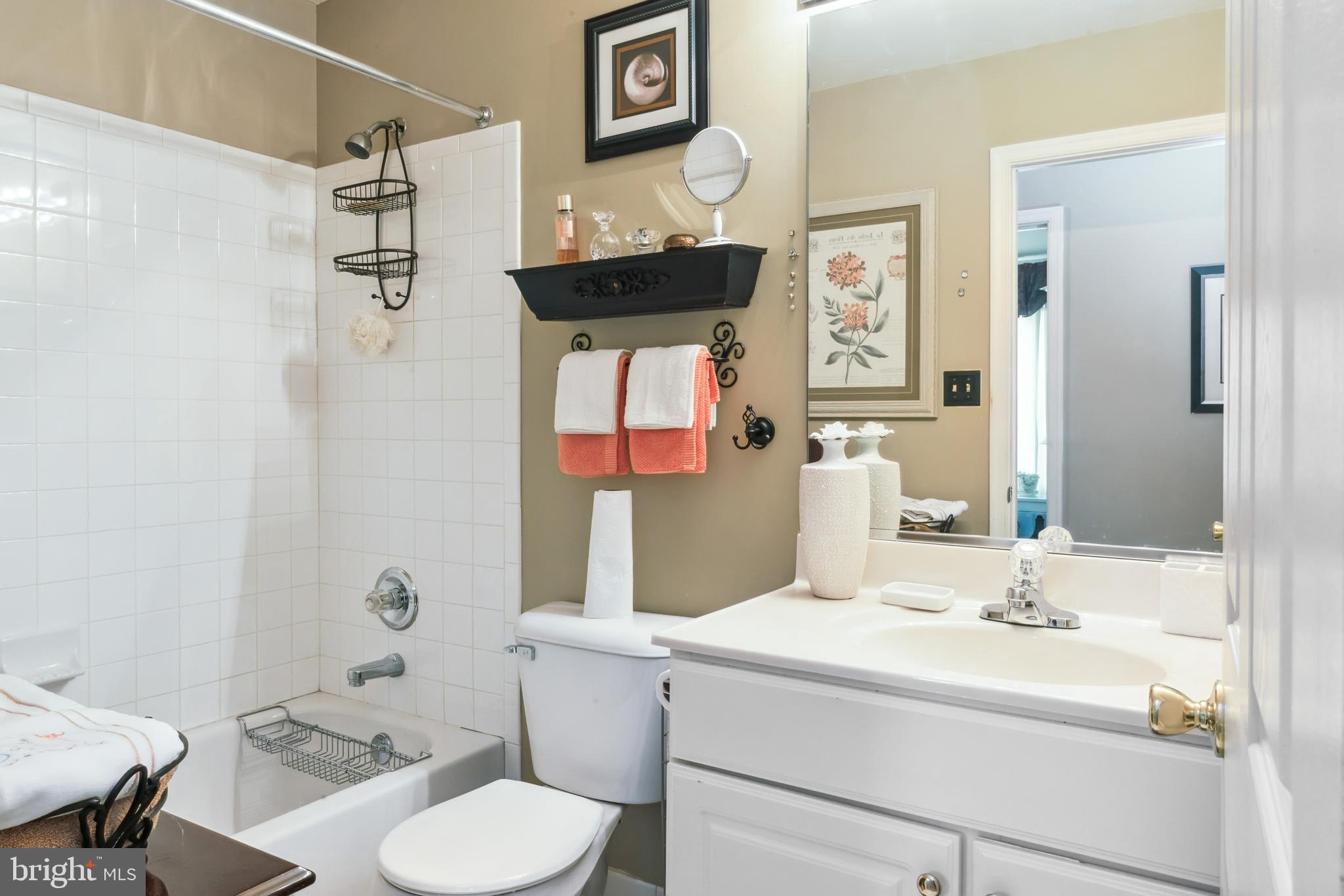 DRESDEN GREEN - Residential