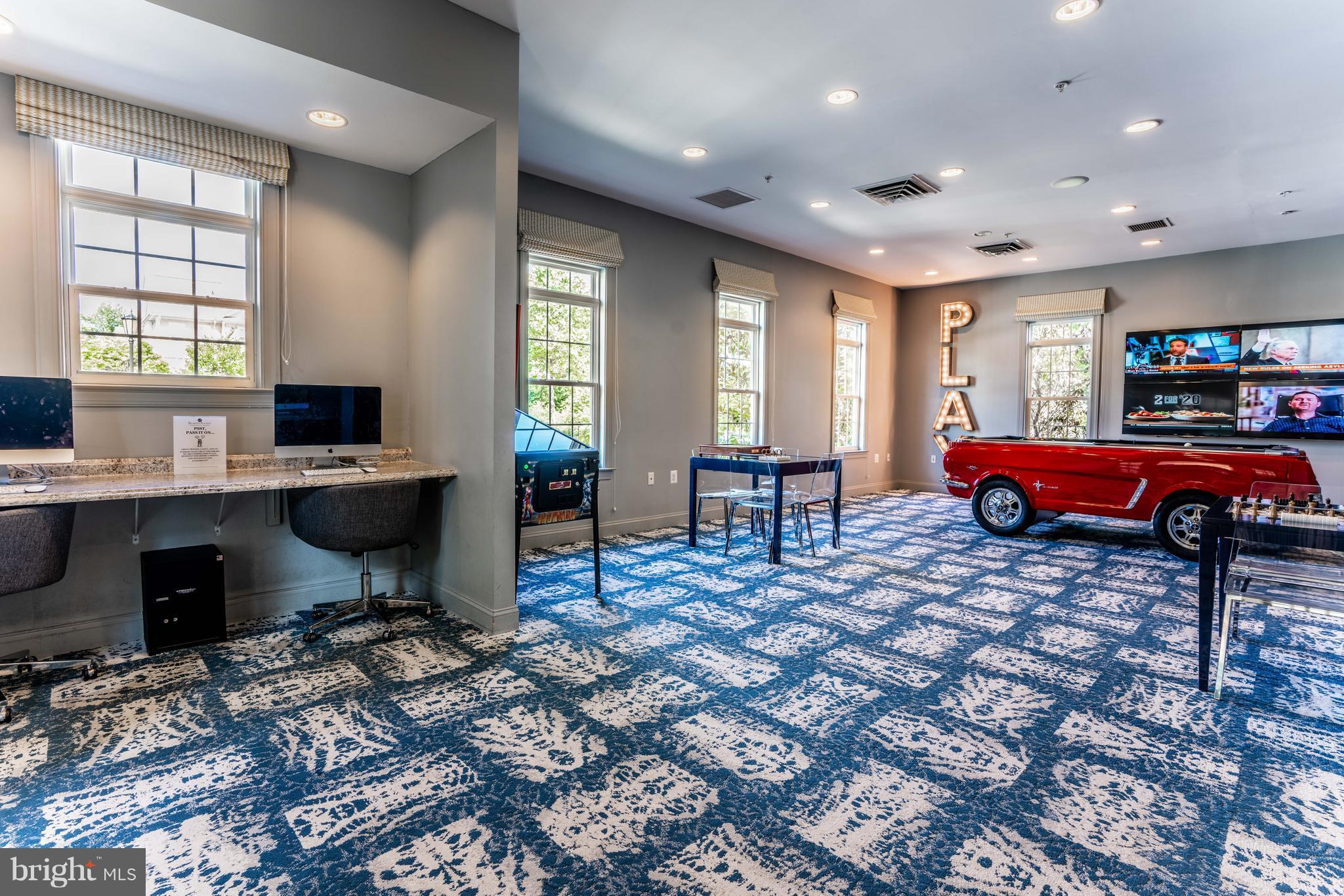 BELMONT STATION - Residential