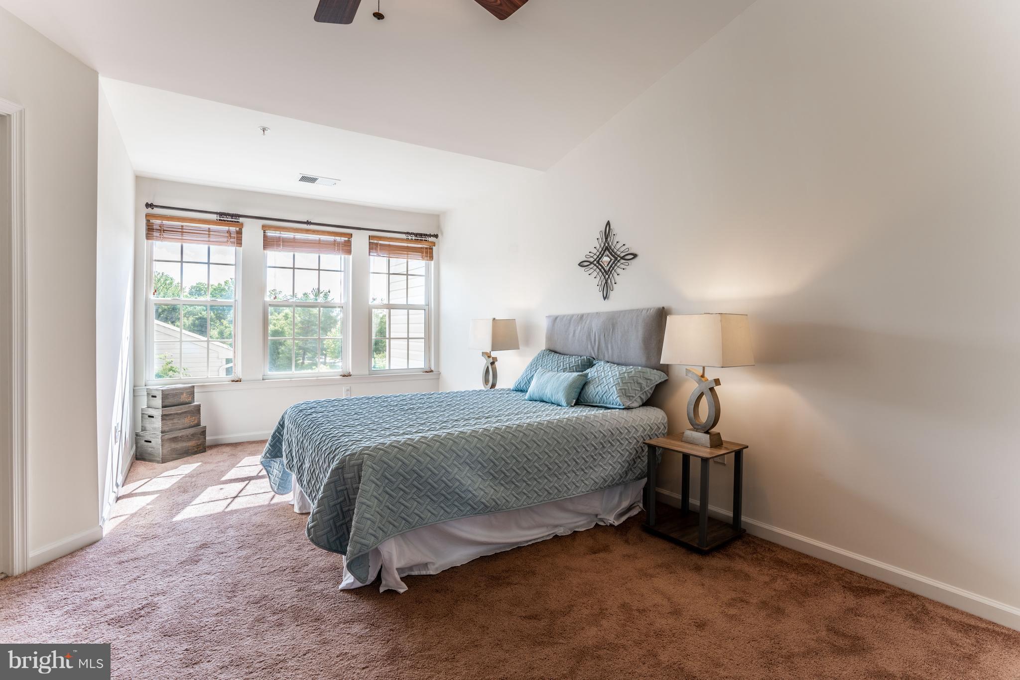 BELMONT STATION - Residential