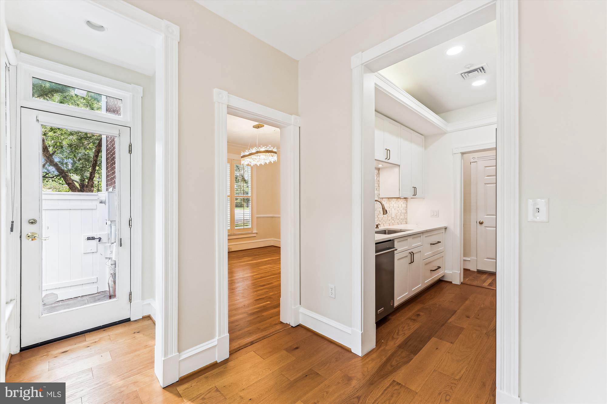 OLD TOWN ALEXANDRIA - Residential Lease