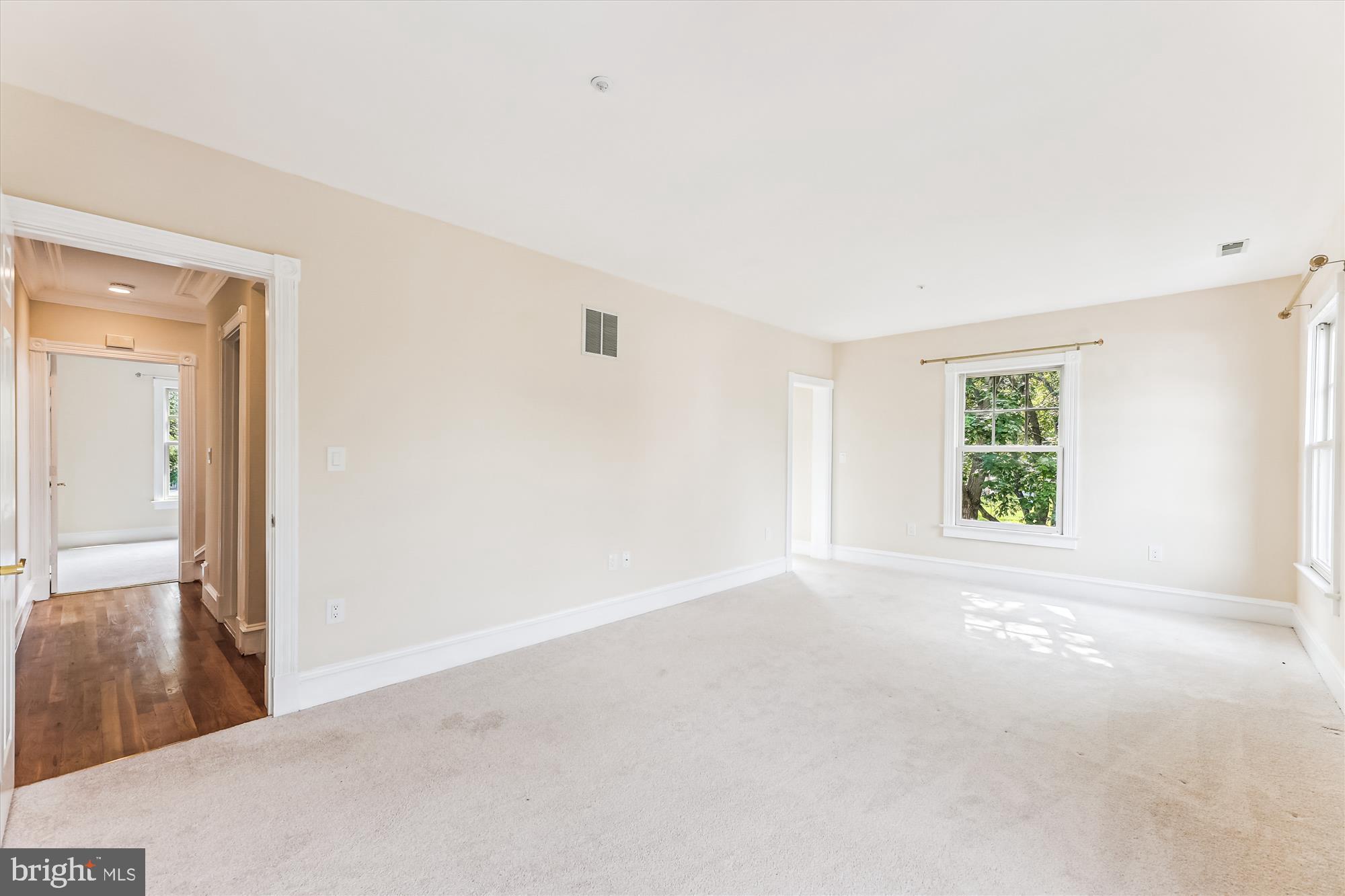 OLD TOWN ALEXANDRIA - Residential Lease