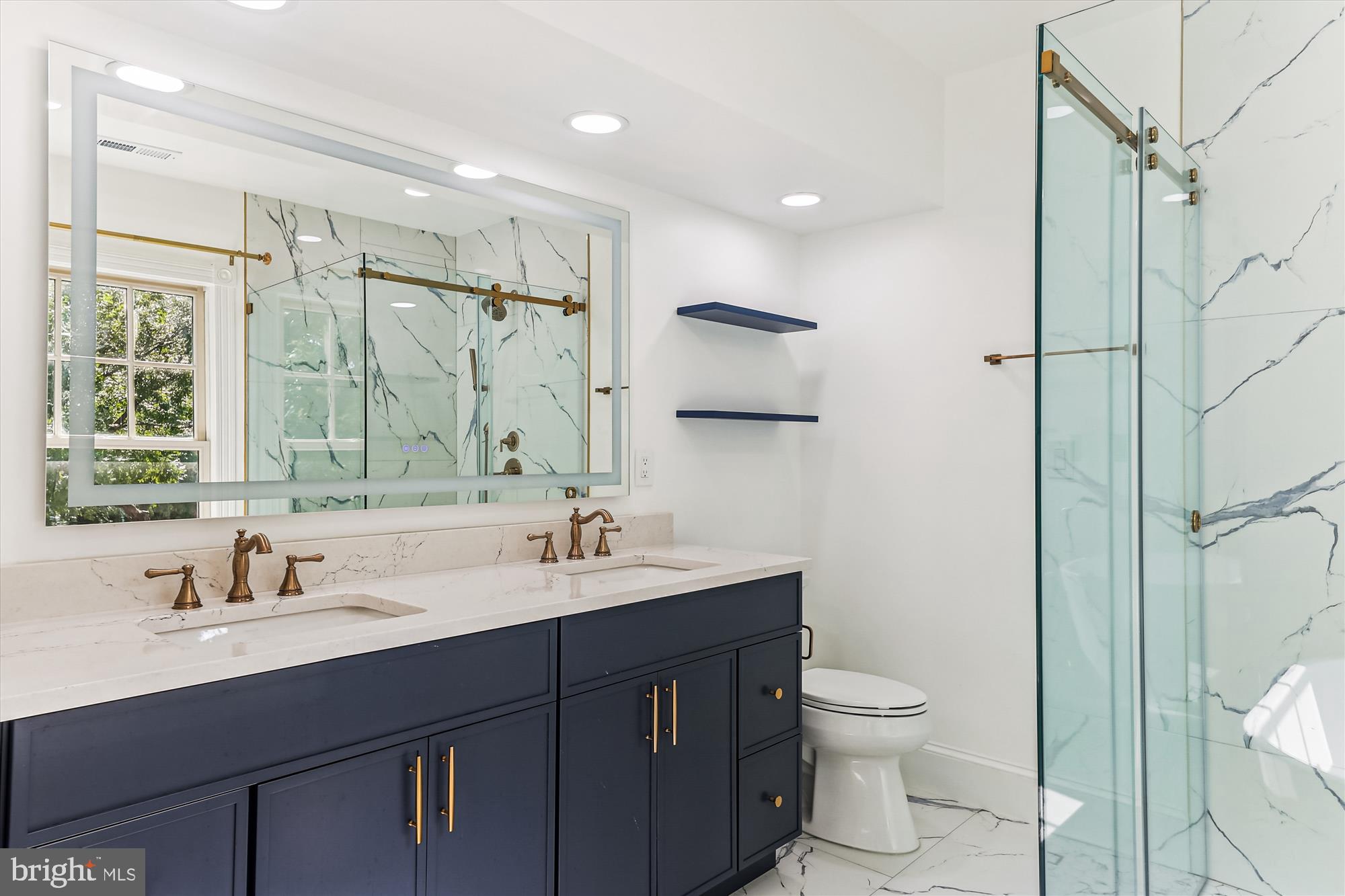 OLD TOWN ALEXANDRIA - Residential Lease