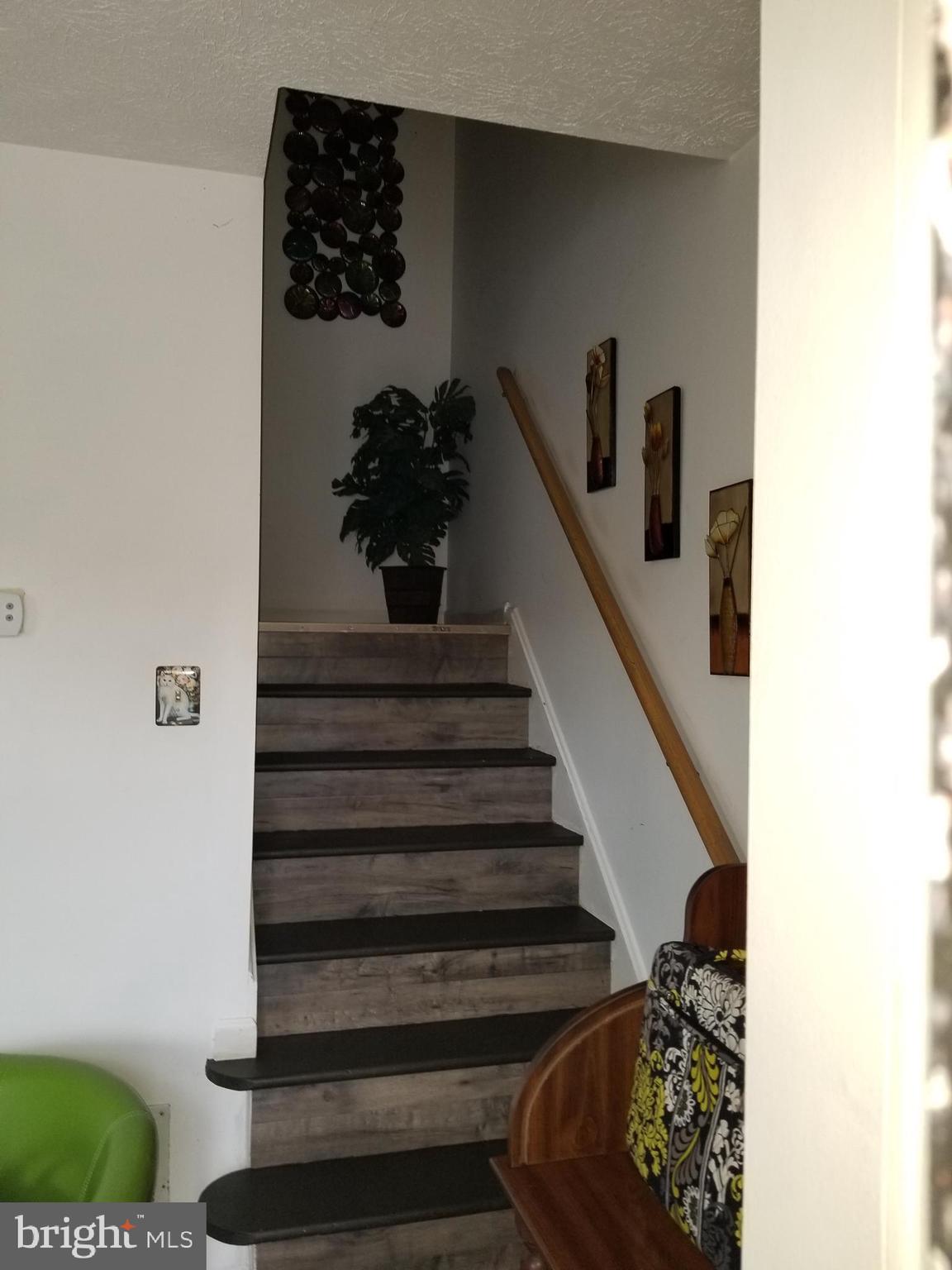 ASH HOLLOW ESTATES - Residential
