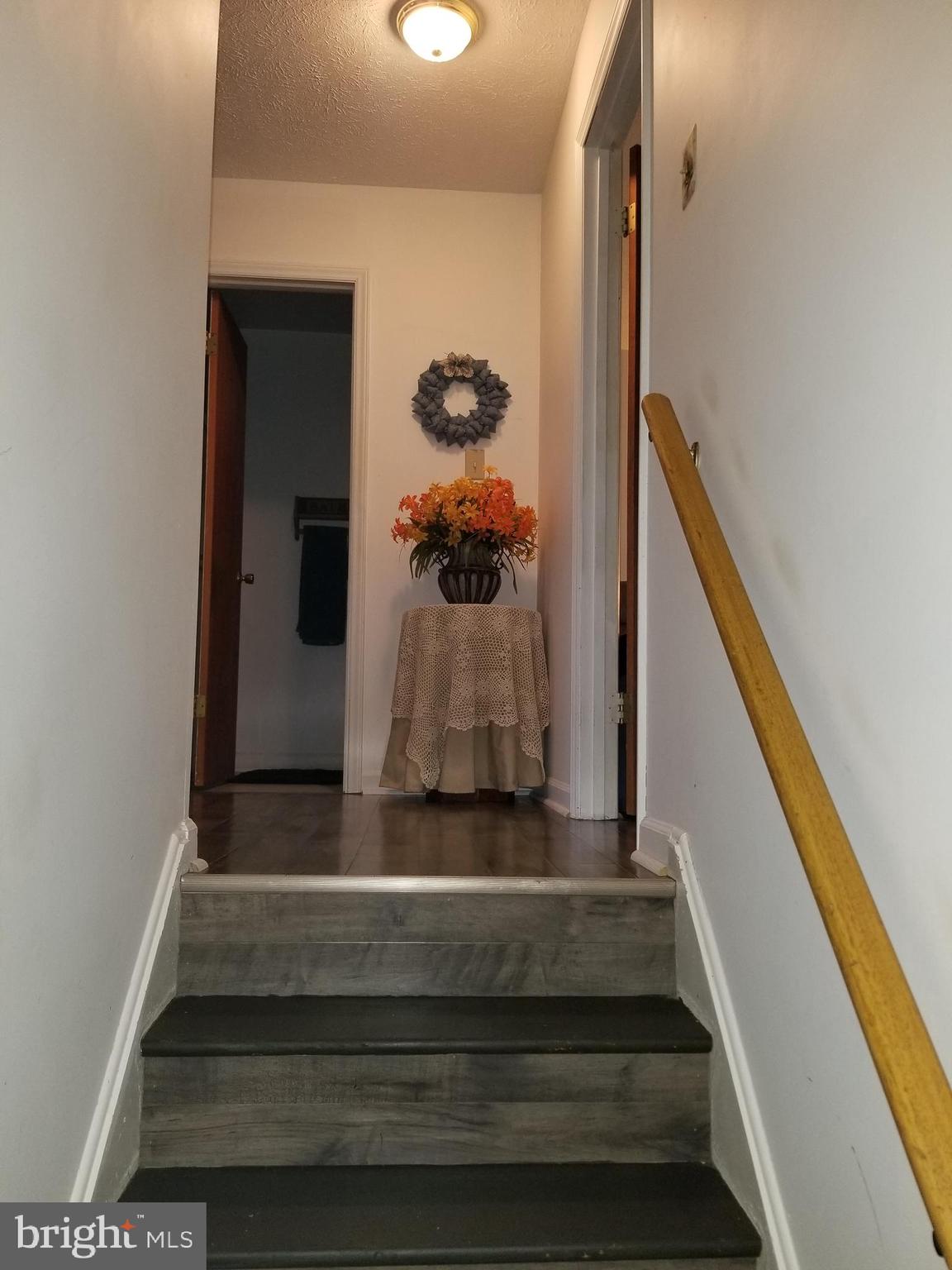 ASH HOLLOW ESTATES - Residential