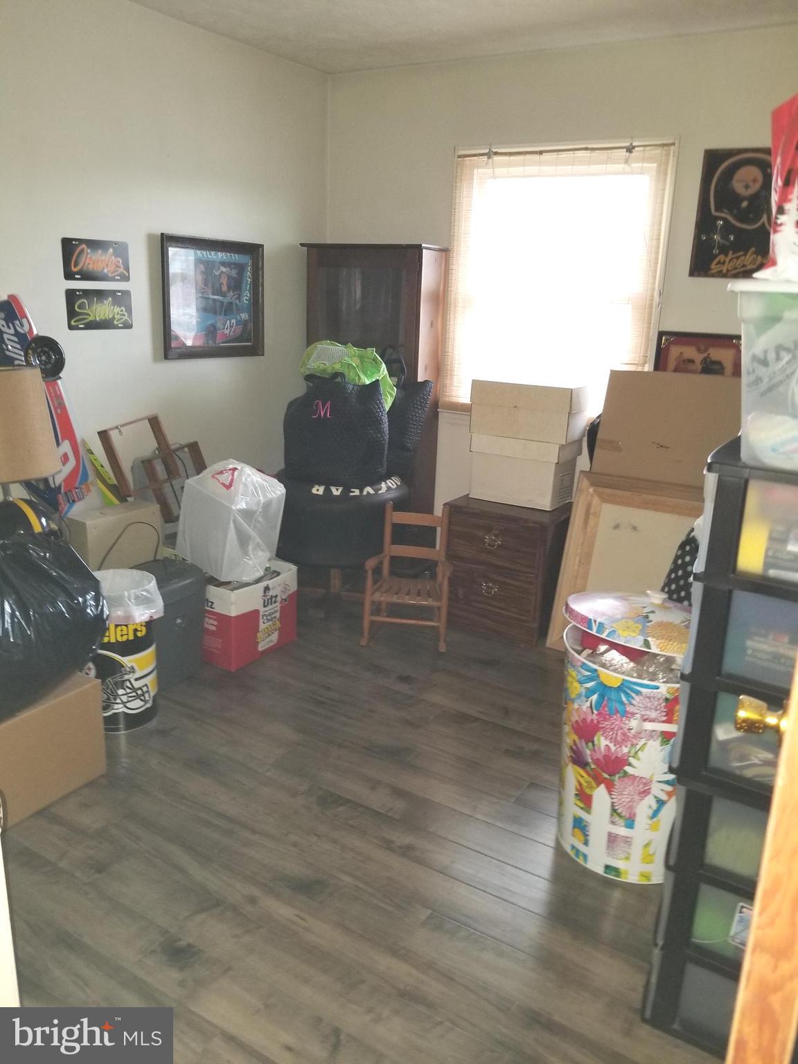 ASH HOLLOW ESTATES - Residential