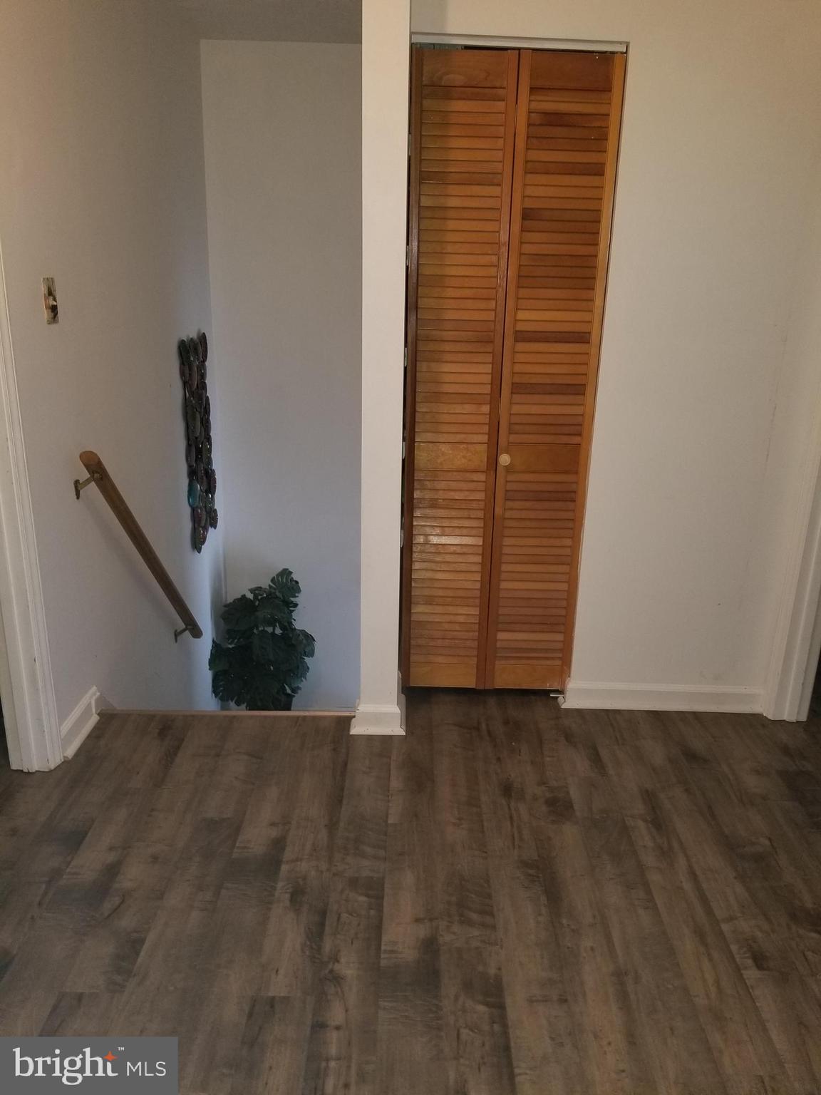 ASH HOLLOW ESTATES - Residential