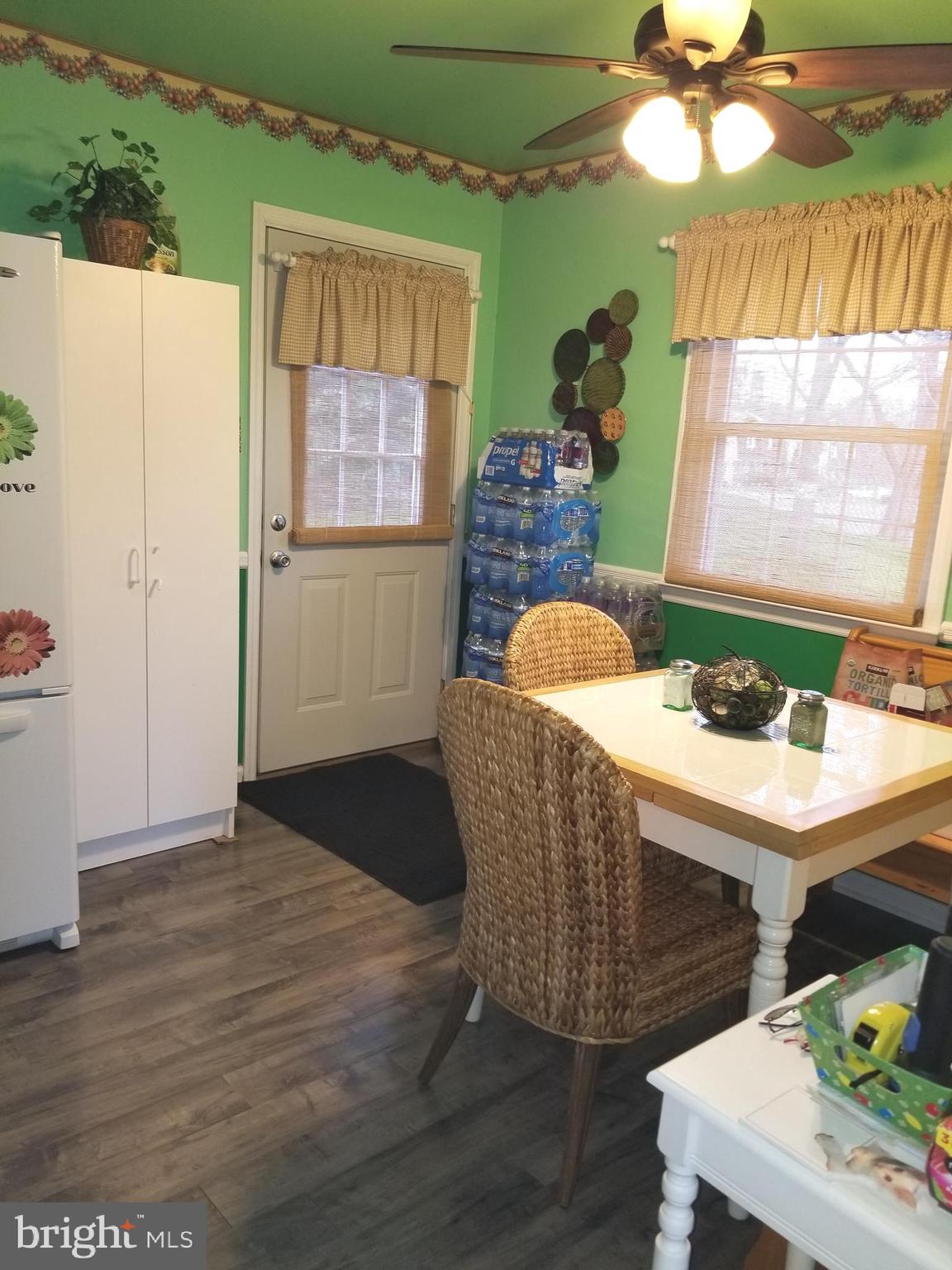 ASH HOLLOW ESTATES - Residential