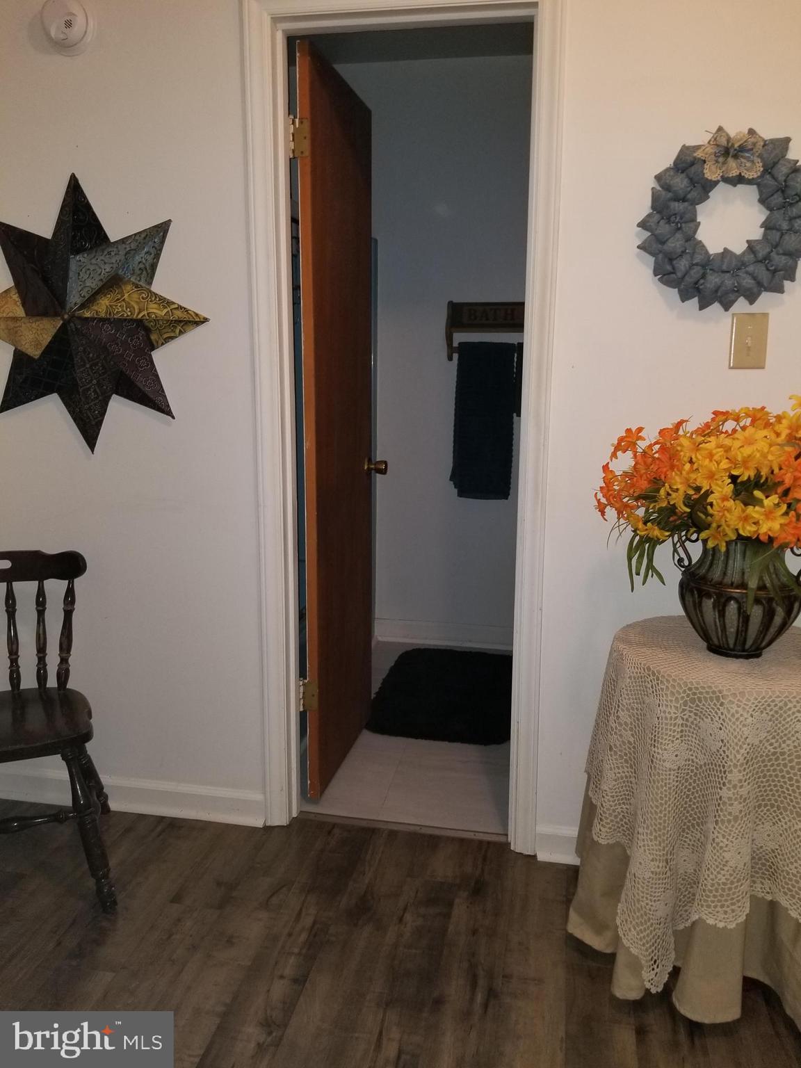 ASH HOLLOW ESTATES - Residential