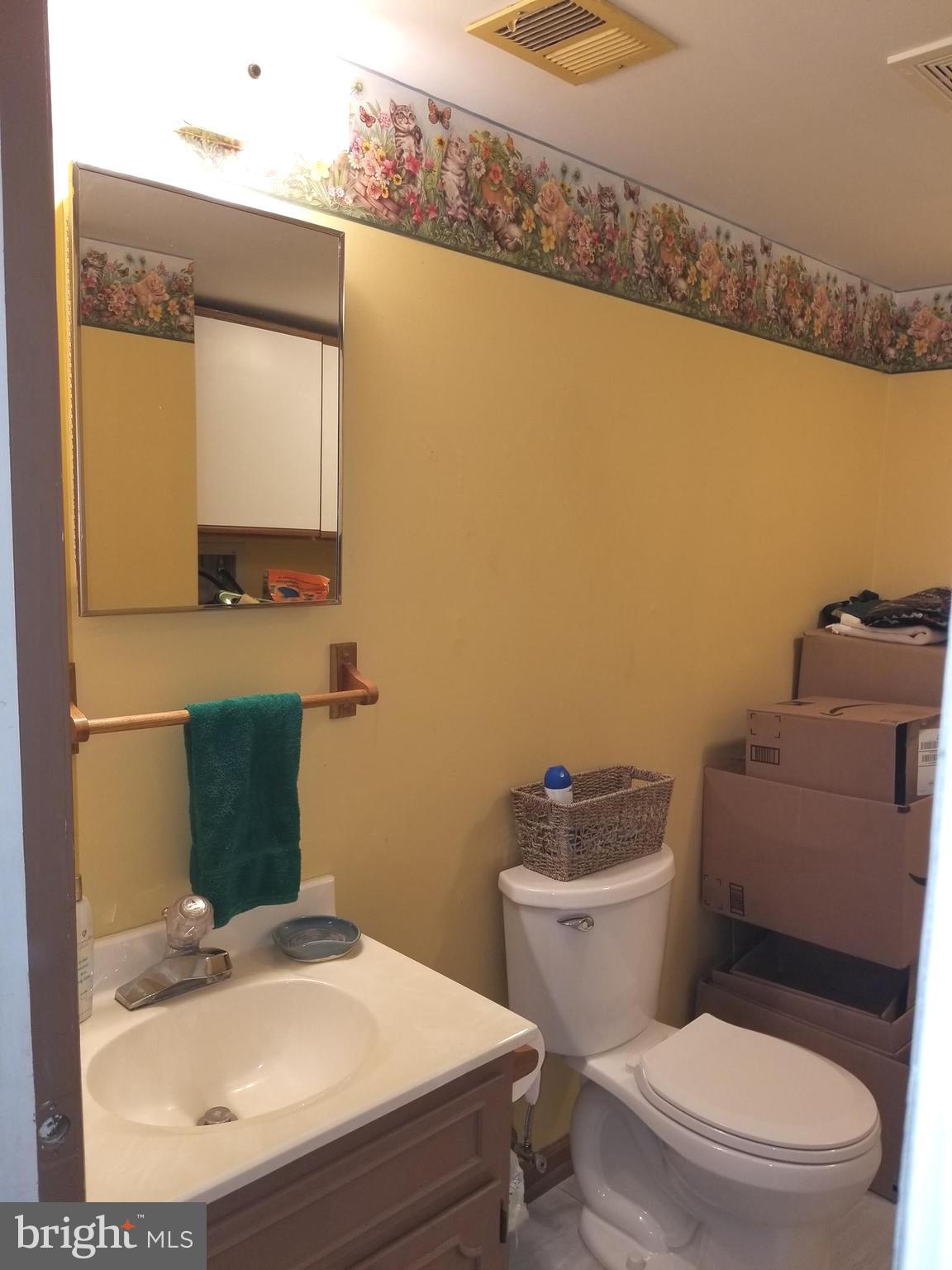 ASH HOLLOW ESTATES - Residential