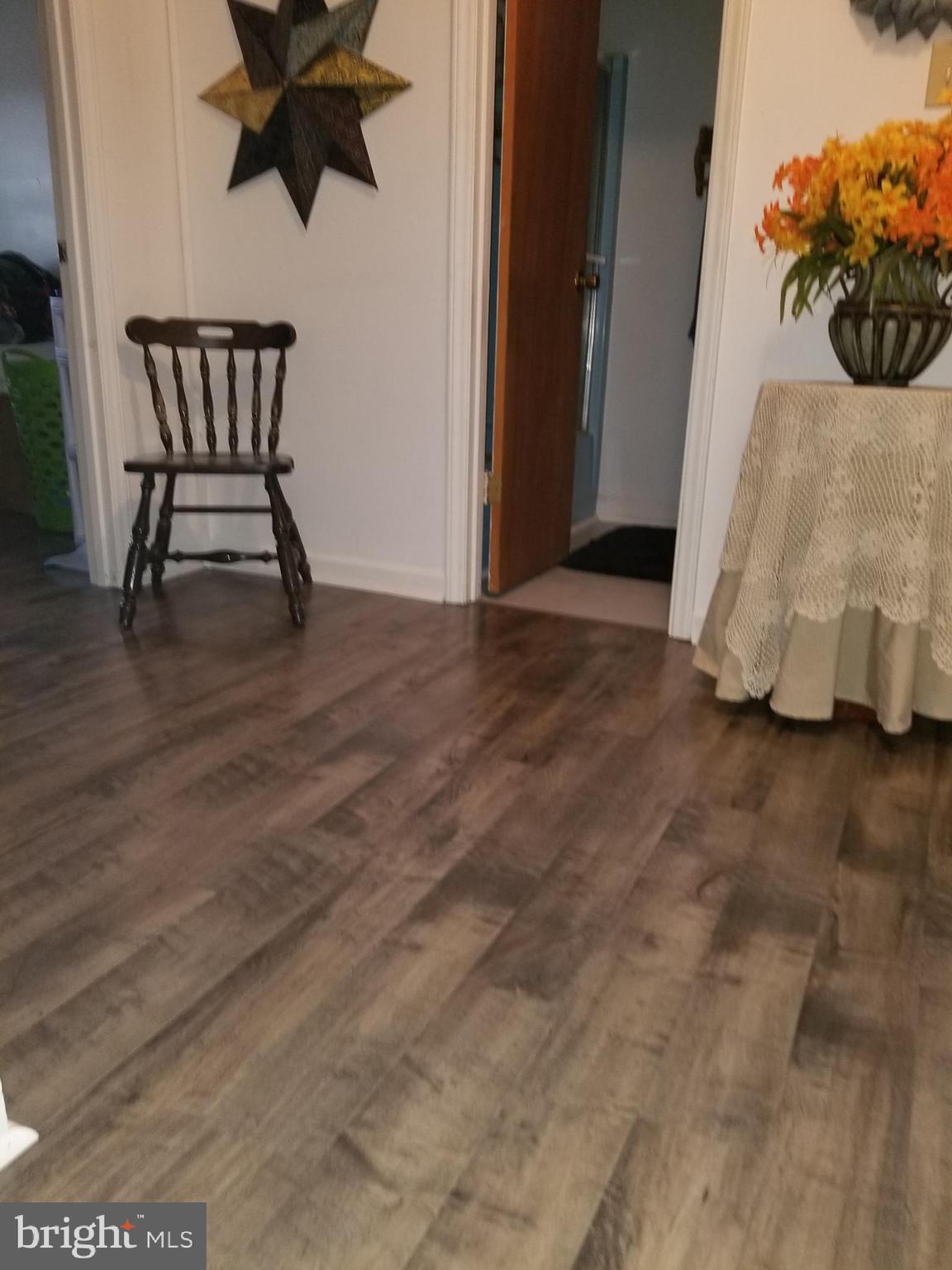 ASH HOLLOW ESTATES - Residential