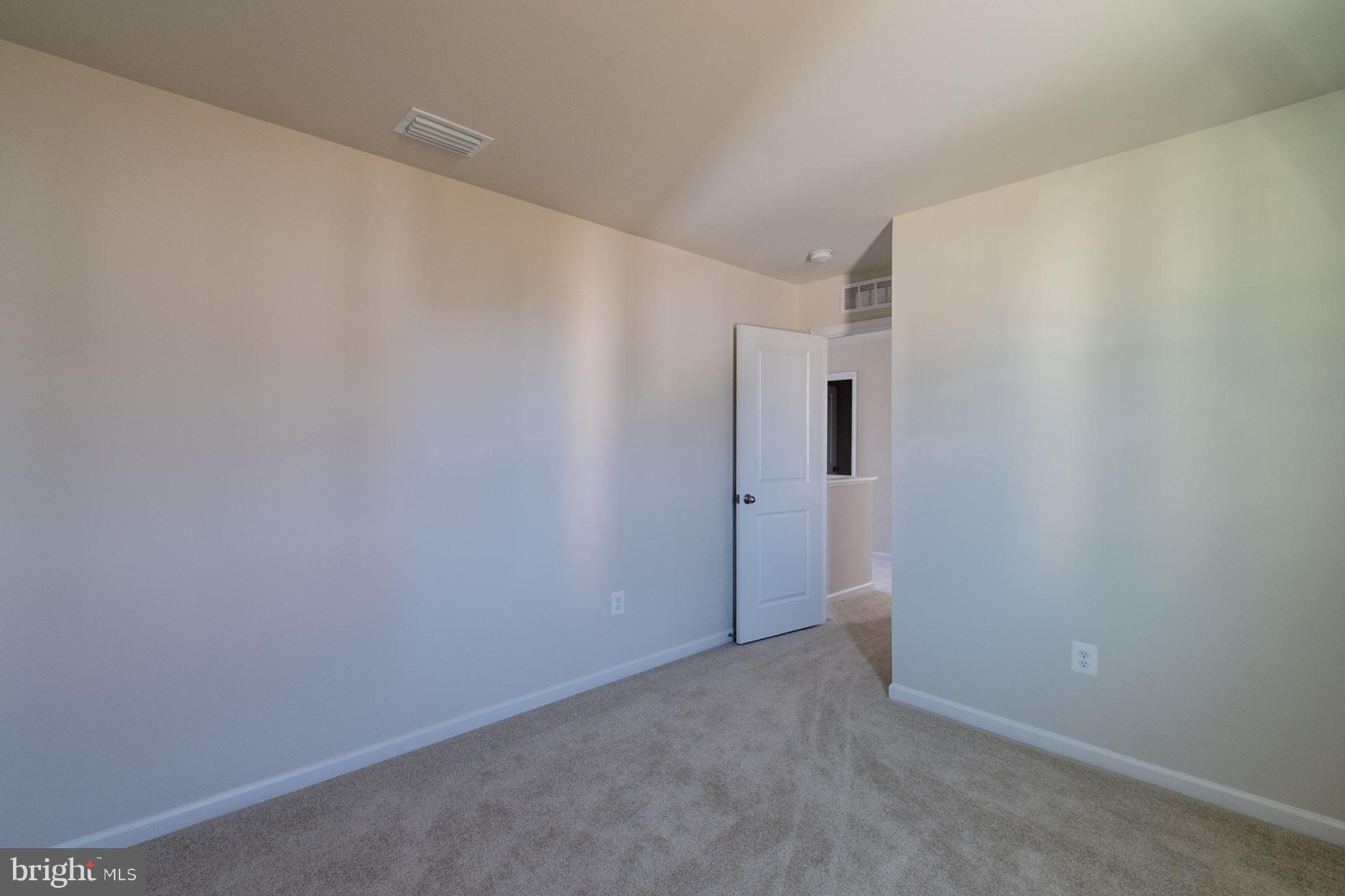 SOUTH BROOK - Residential Lease