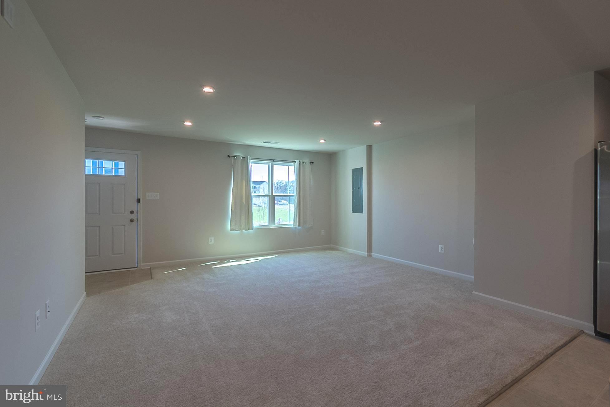 SOUTH BROOK - Residential Lease