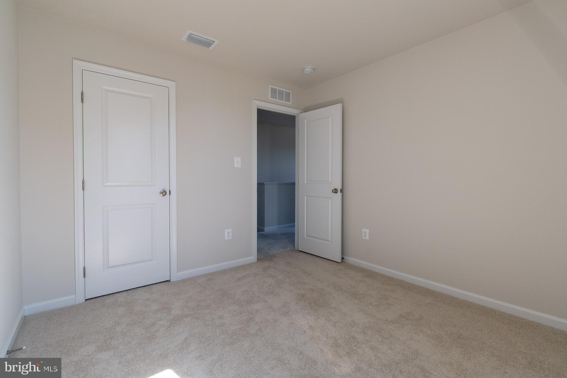 SOUTH BROOK - Residential Lease