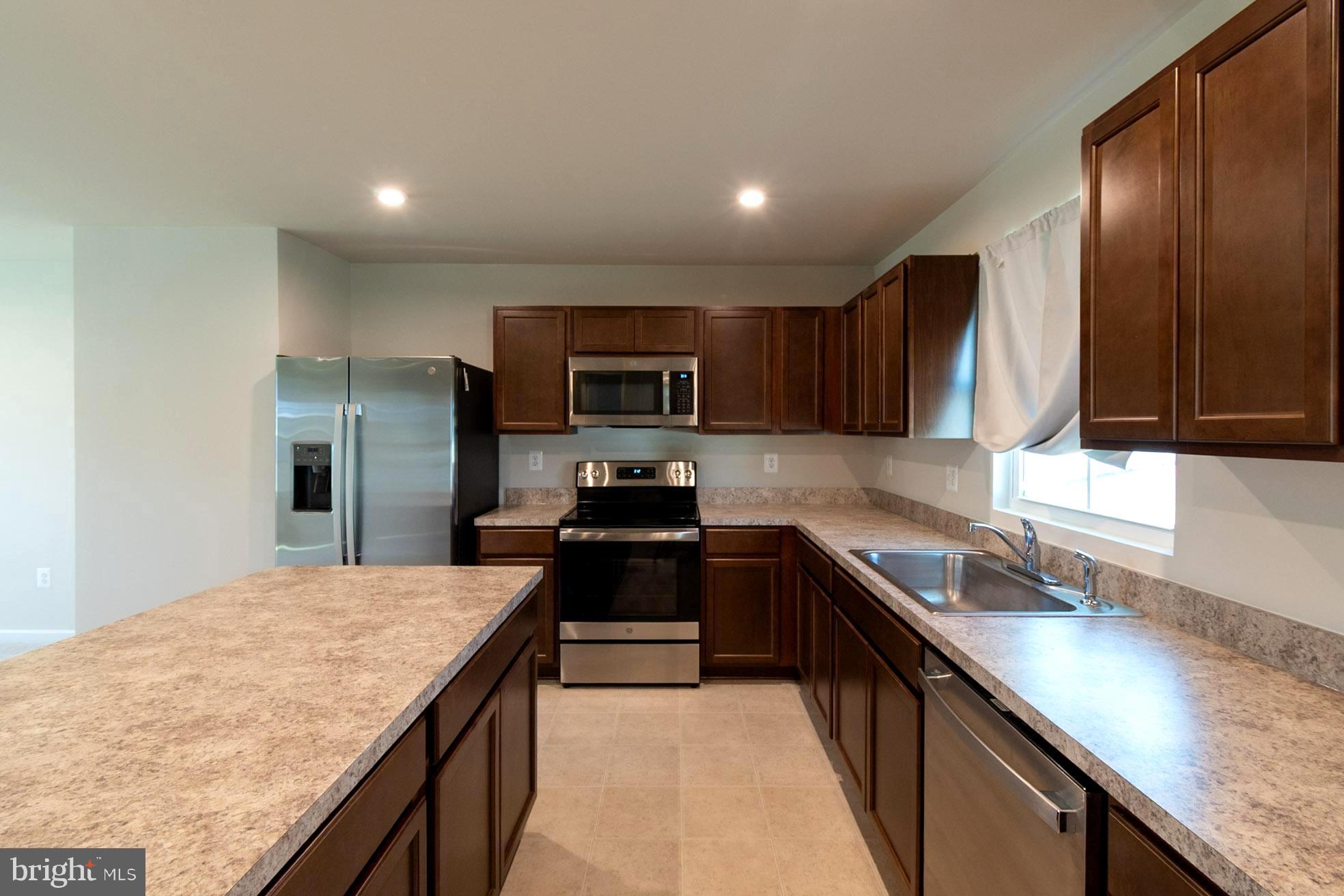 SOUTH BROOK - Residential Lease