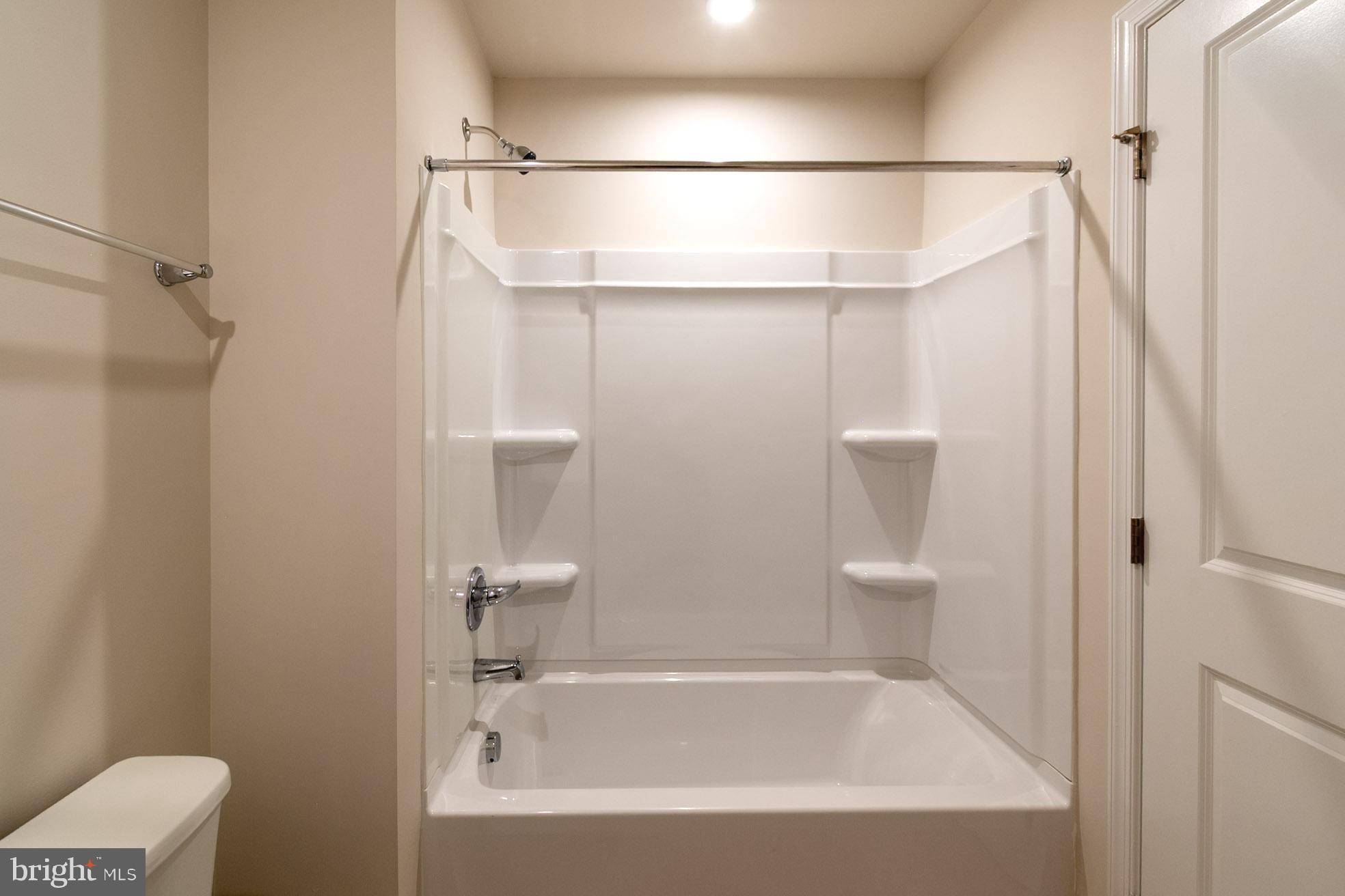 SOUTH BROOK - Residential Lease