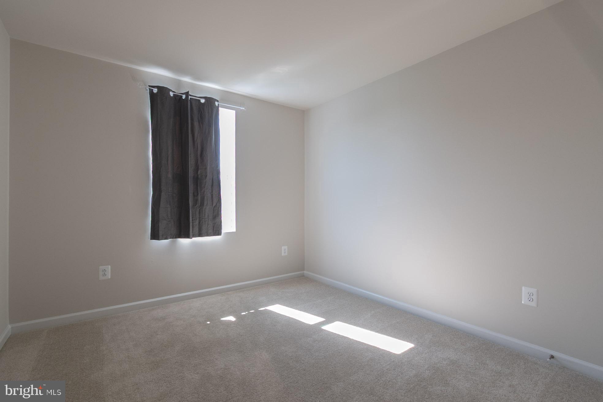 SOUTH BROOK - Residential Lease