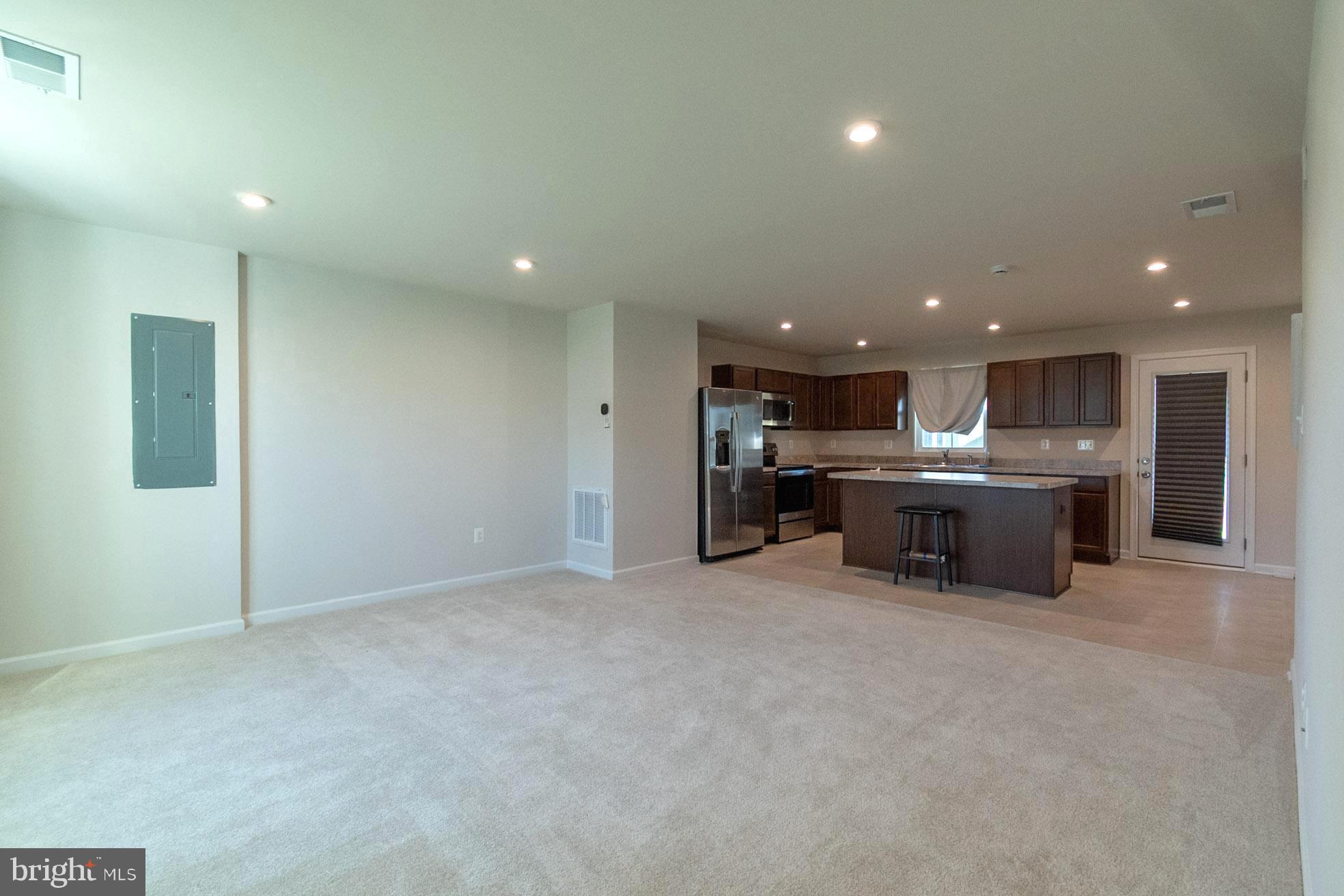 SOUTH BROOK - Residential Lease