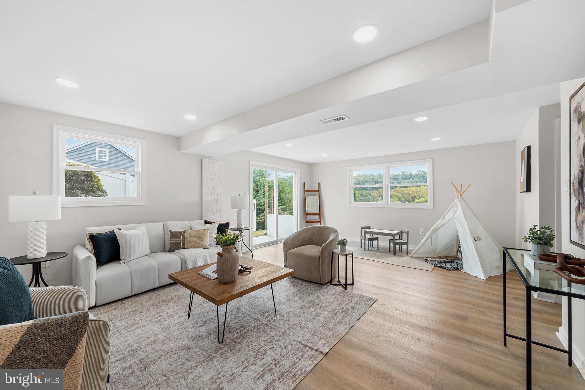 CONSHOHOCKEN - Residential