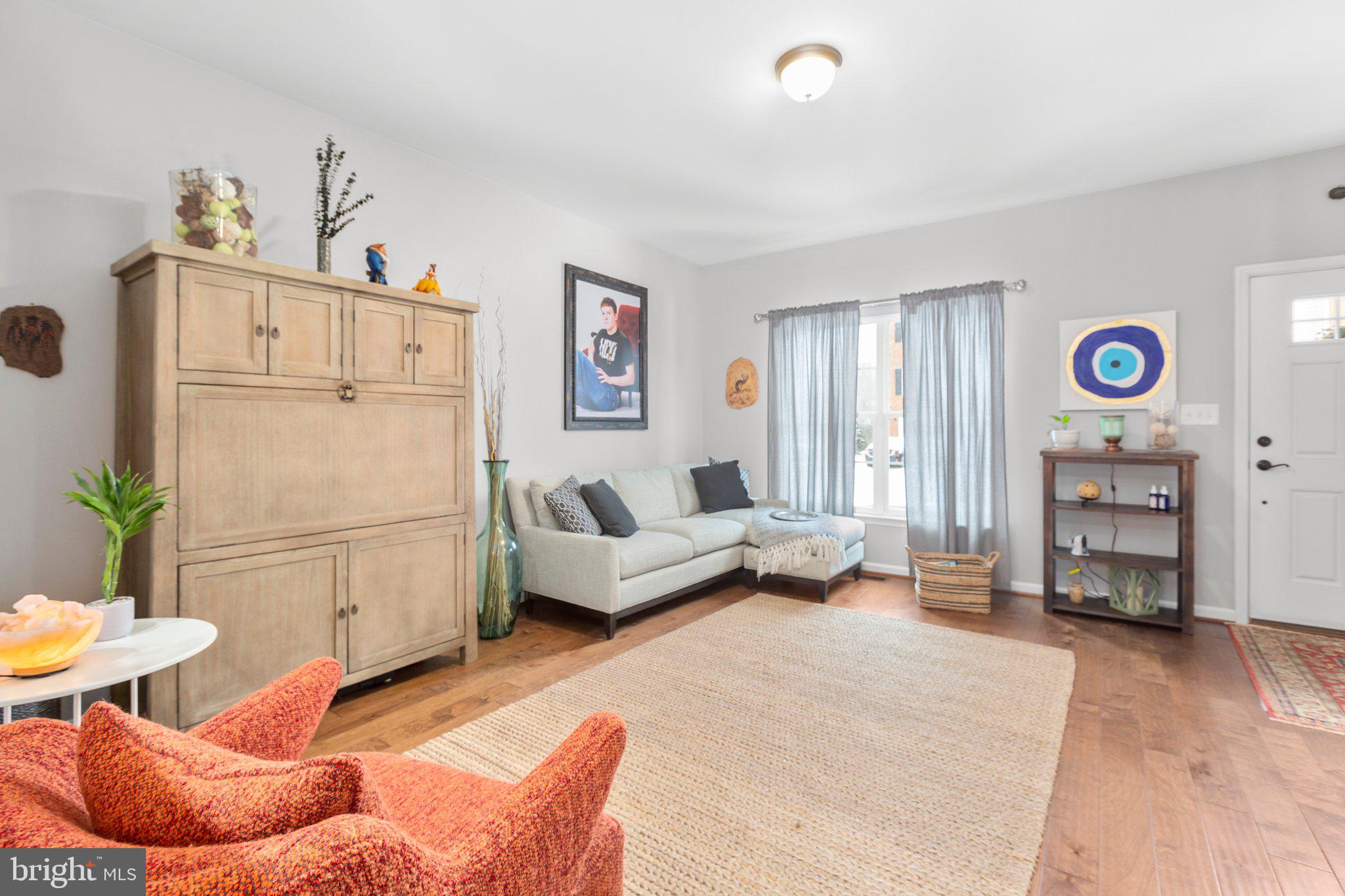 LAKESIDE - Residential