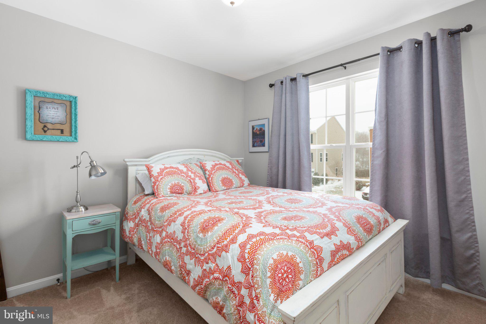 LAKESIDE - Residential