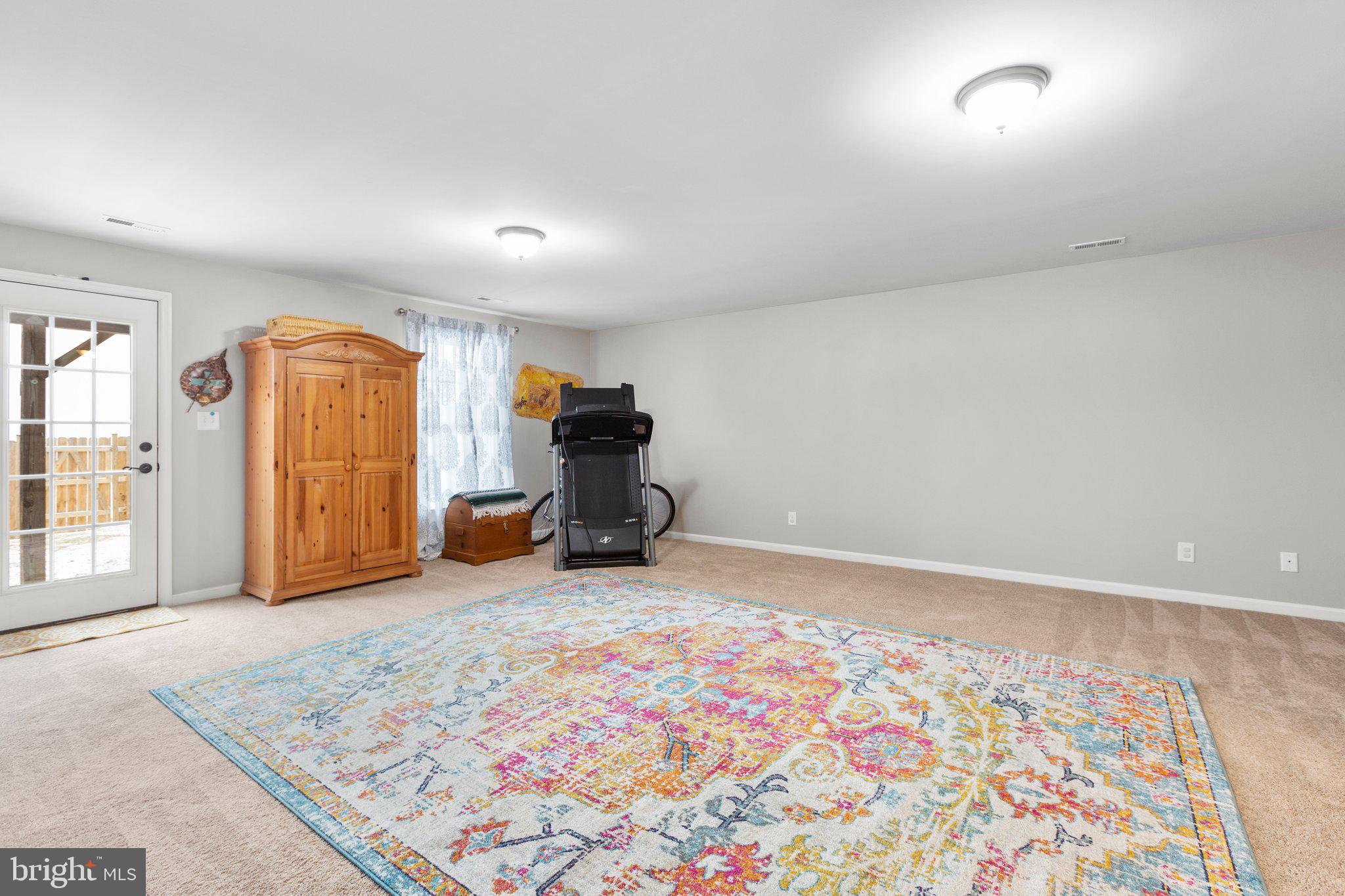 LAKESIDE - Residential