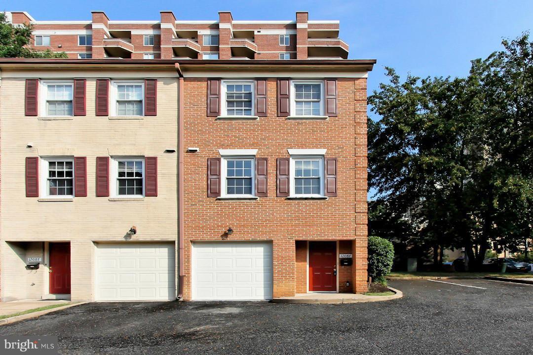 COLIN PLACE - Residential Lease