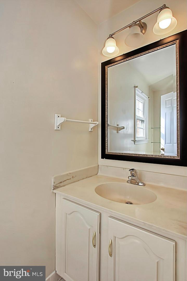 COLIN PLACE - Residential Lease