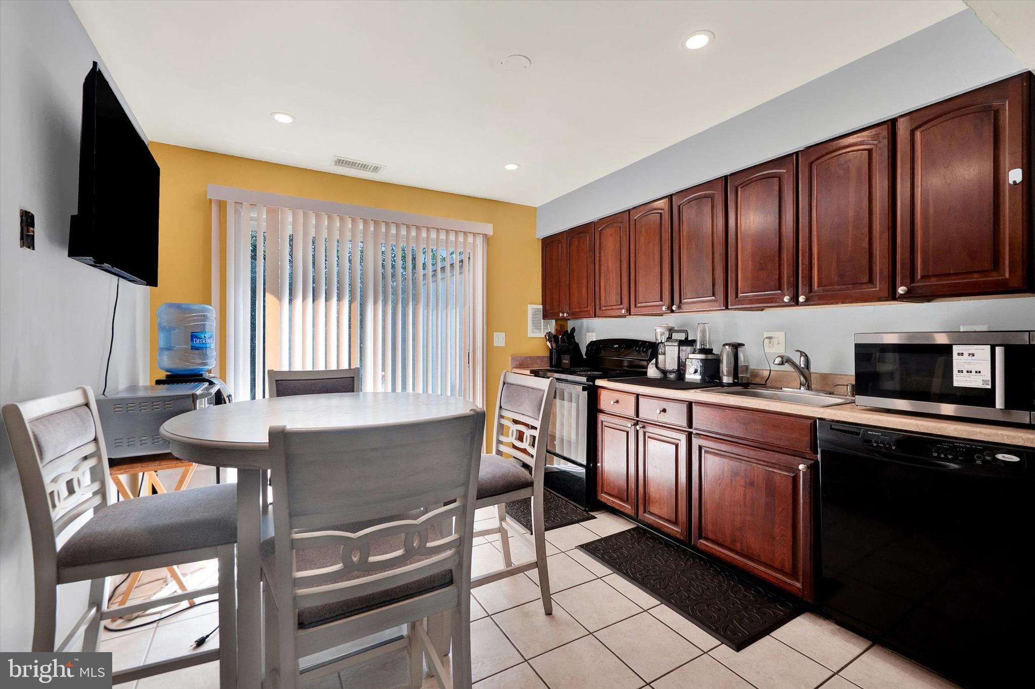 FREDERICK HEIGHTS - Residential