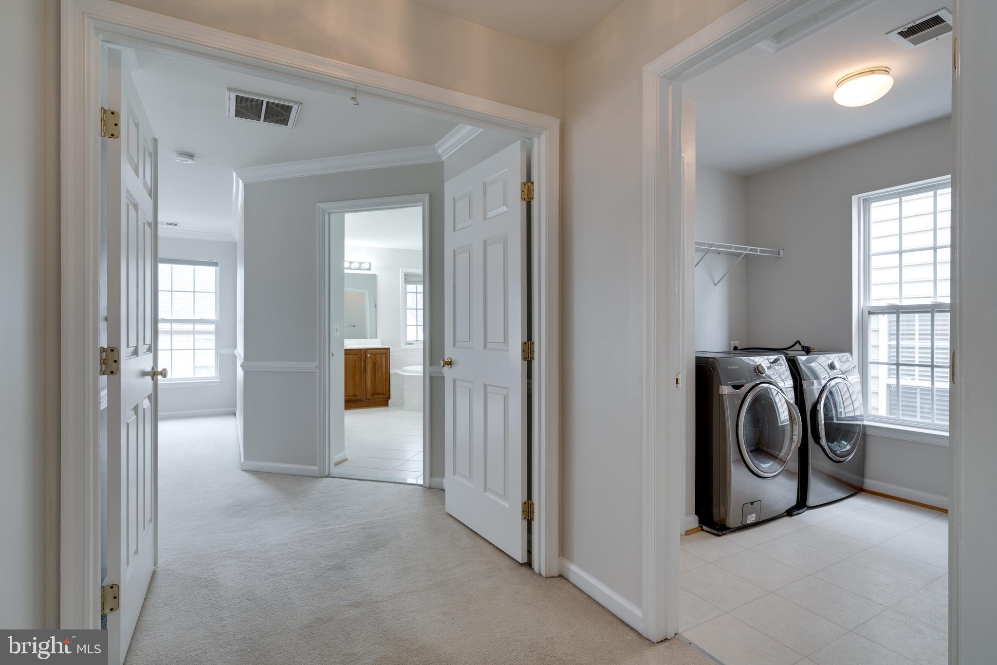 EAST HILL - Residential