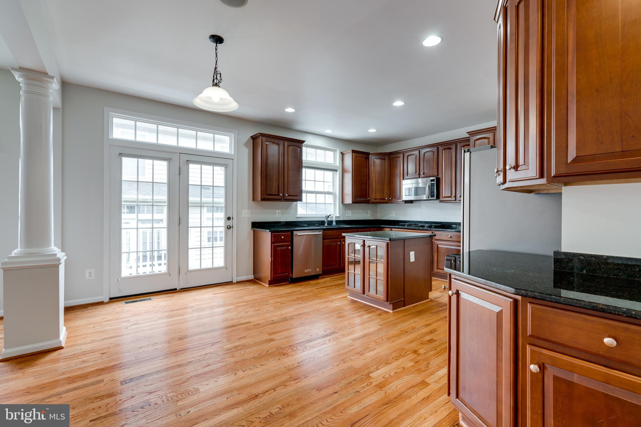 EAST HILL - Residential