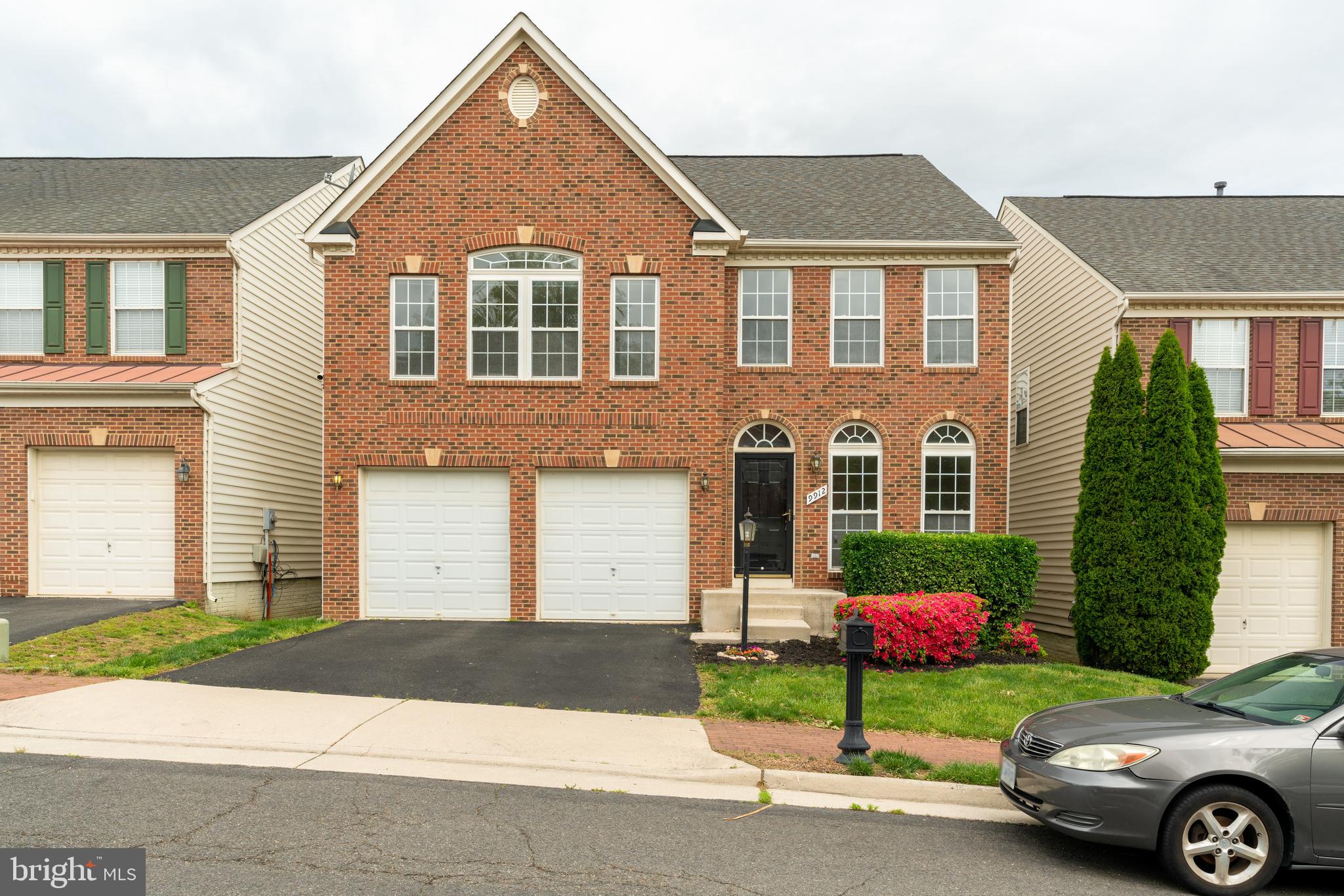 EAST HILL - Residential