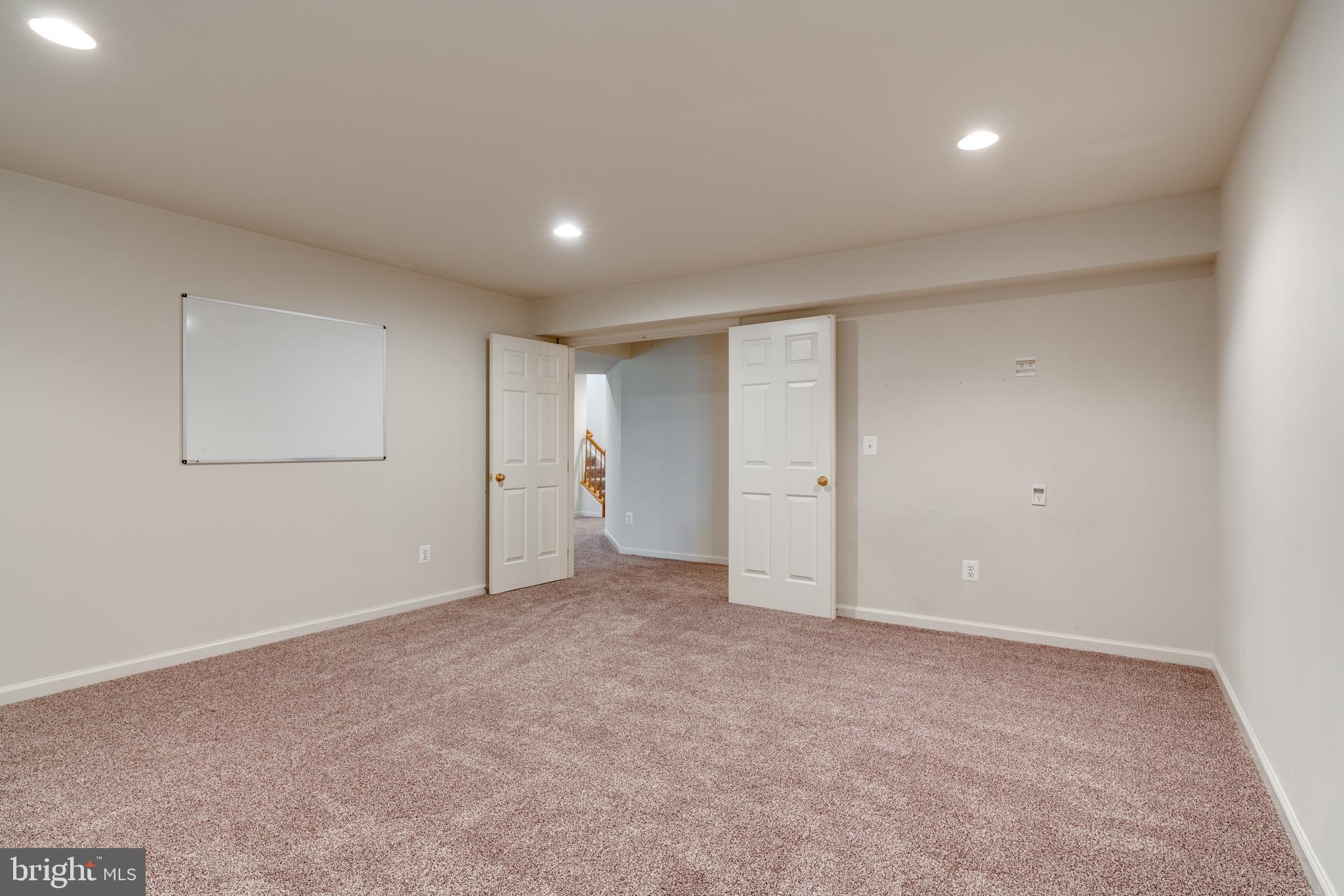 EAST HILL - Residential