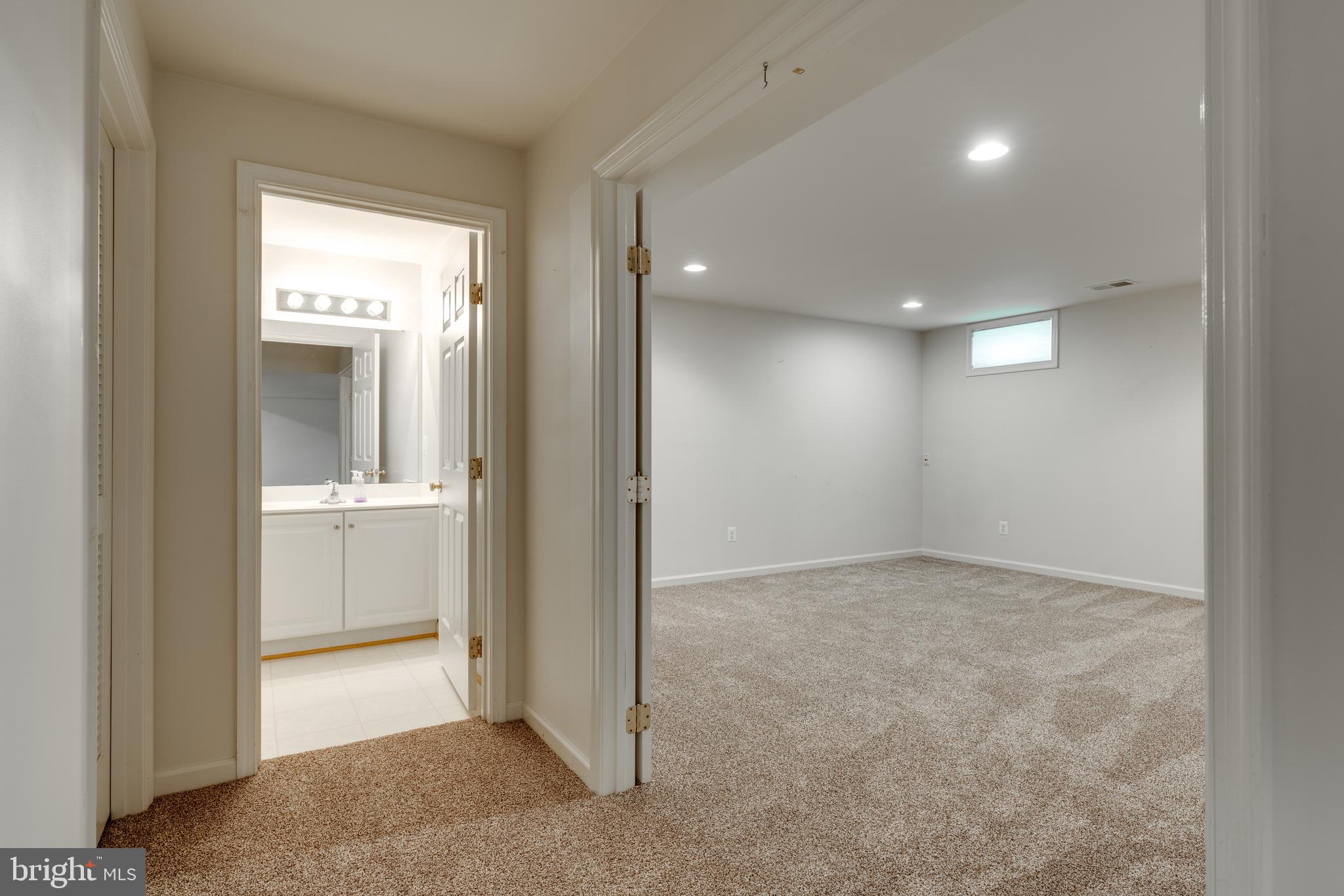 EAST HILL - Residential