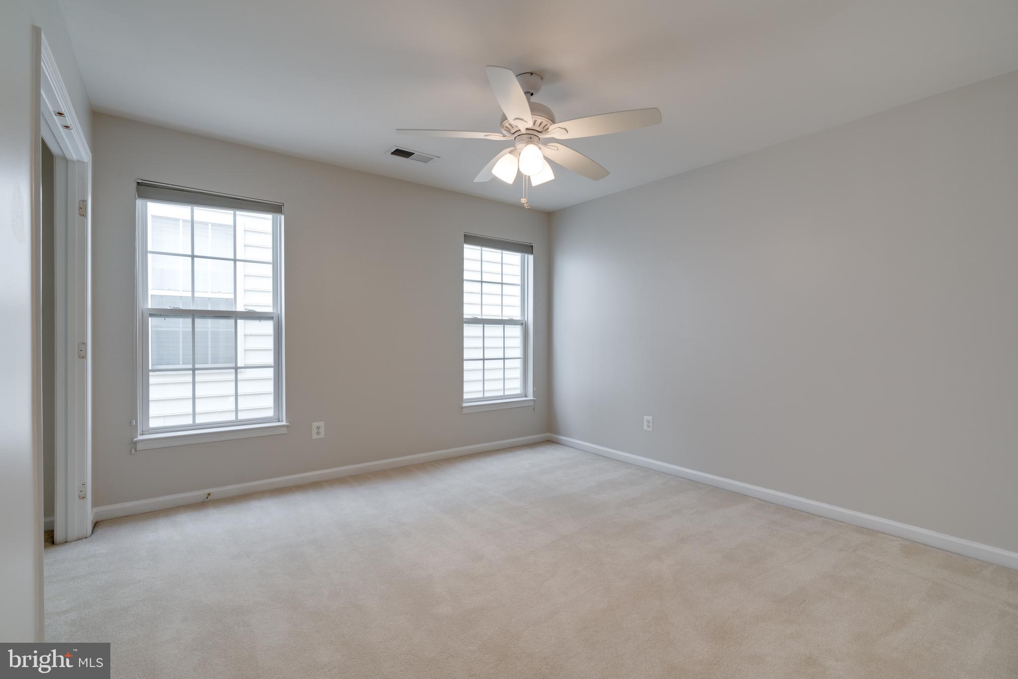 EAST HILL - Residential