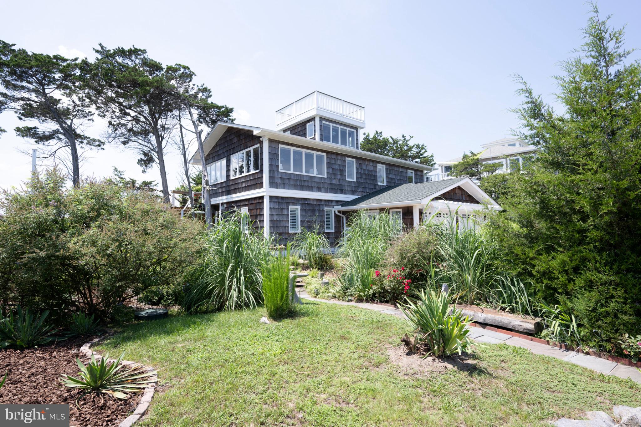 2711 S BAY SHORE DRIVE