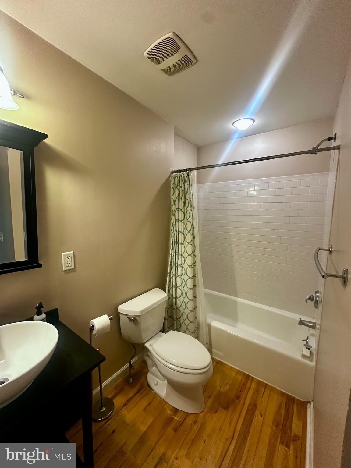 GRADUATE HOSPITAL - Residential Lease