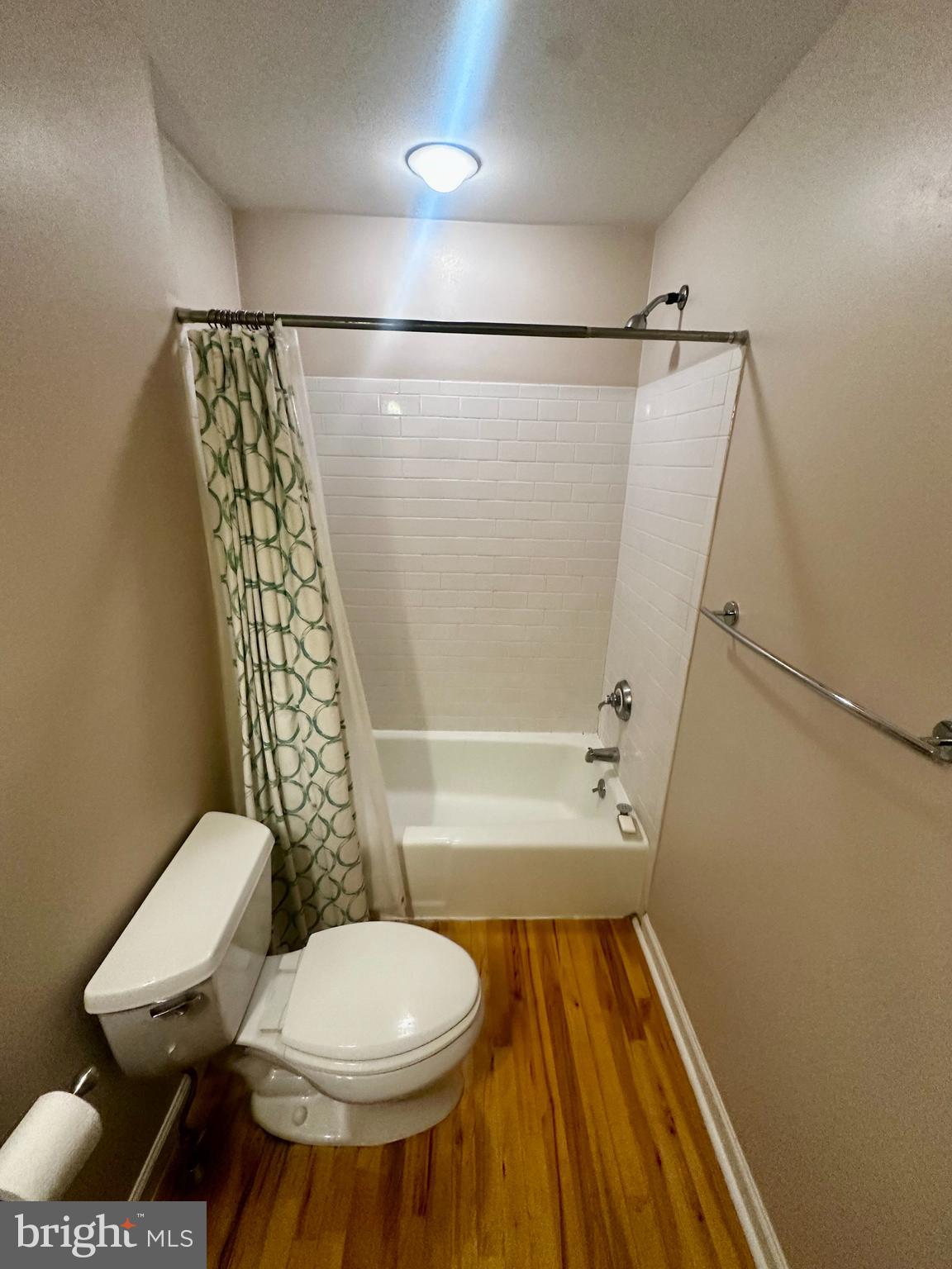 GRADUATE HOSPITAL - Residential Lease