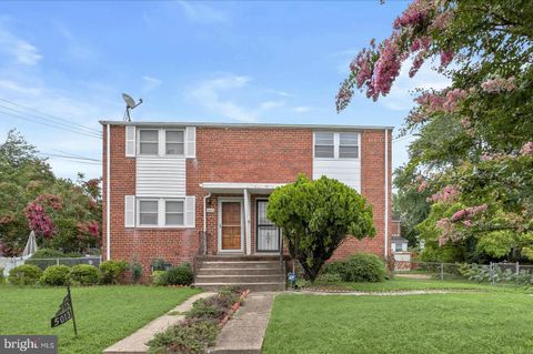 5011 36TH PLACE HYATTSVILLE MD 20782