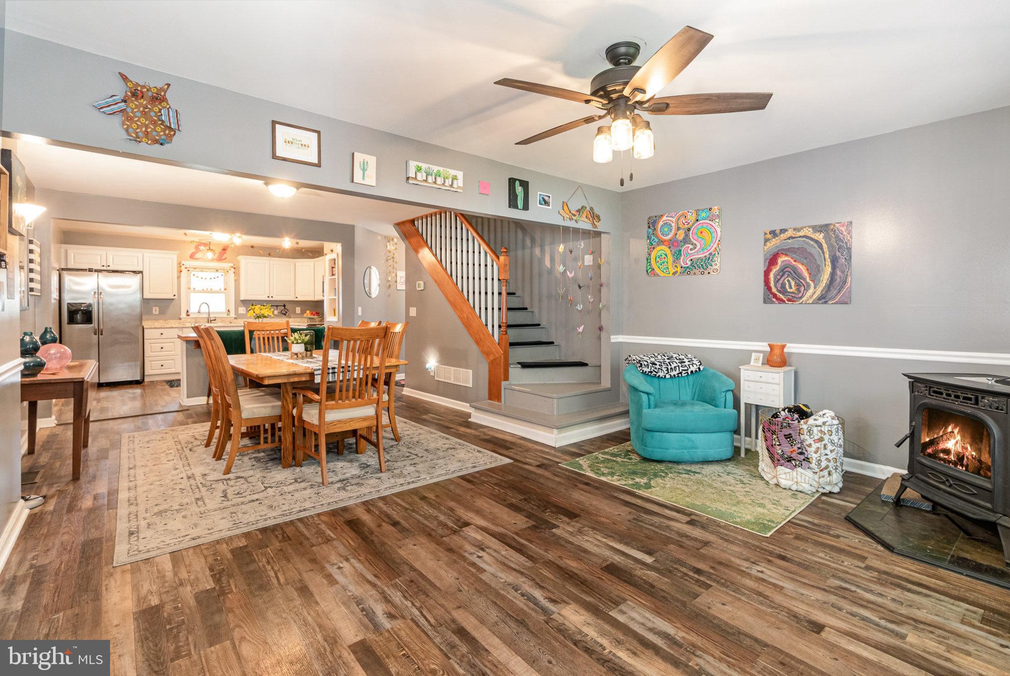 615 WOODLAND AVENUE