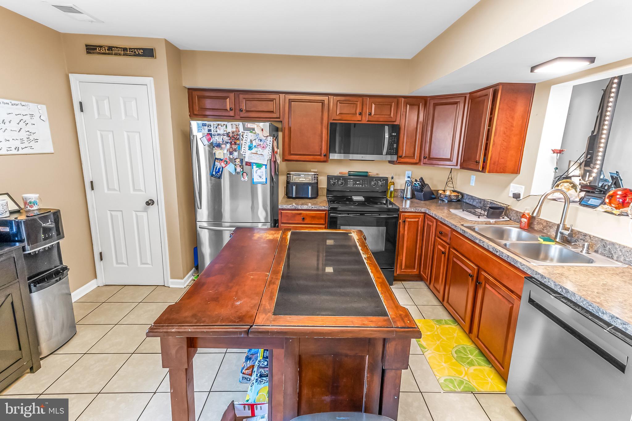 PRENTISS POINT - Residential