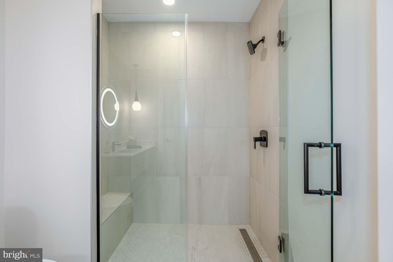 FALLS CHURCH CITY - Residential