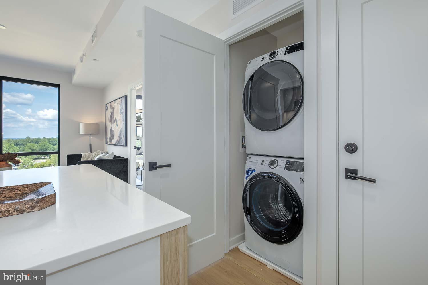 FALLS CHURCH CITY - Residential