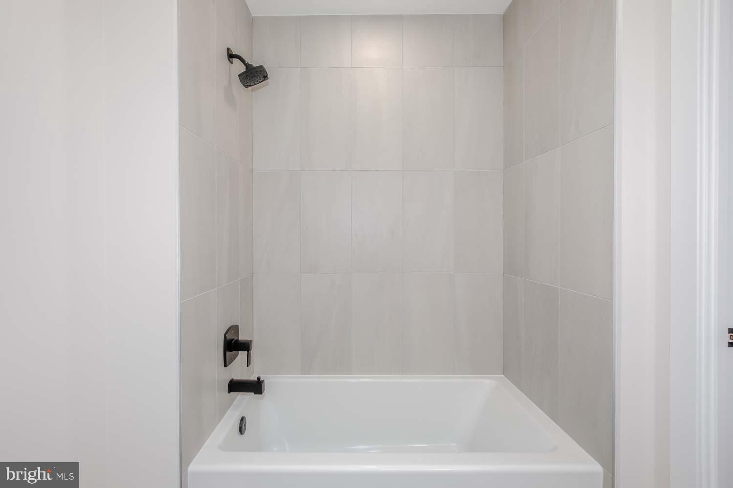 FALLS CHURCH CITY - Residential