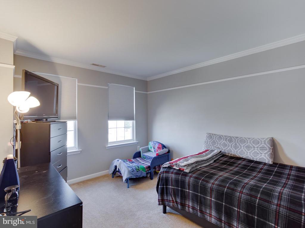 VILLAGES AT LEONARDTOWN - Residential