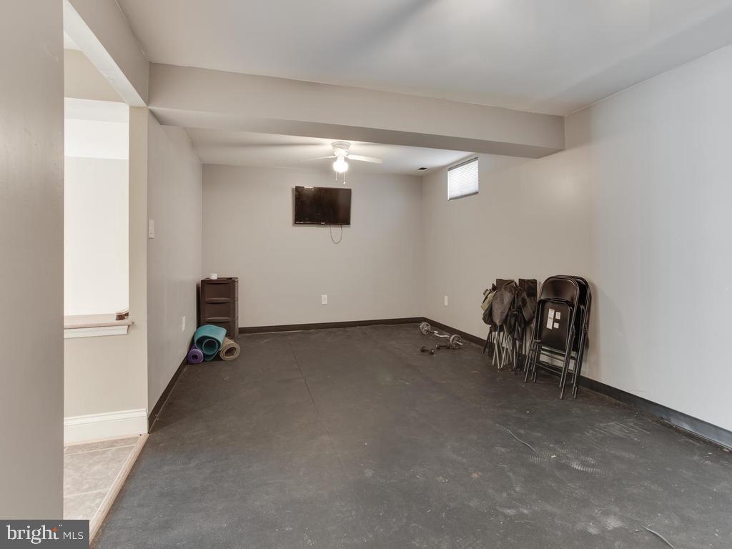 VILLAGES AT LEONARDTOWN - Residential